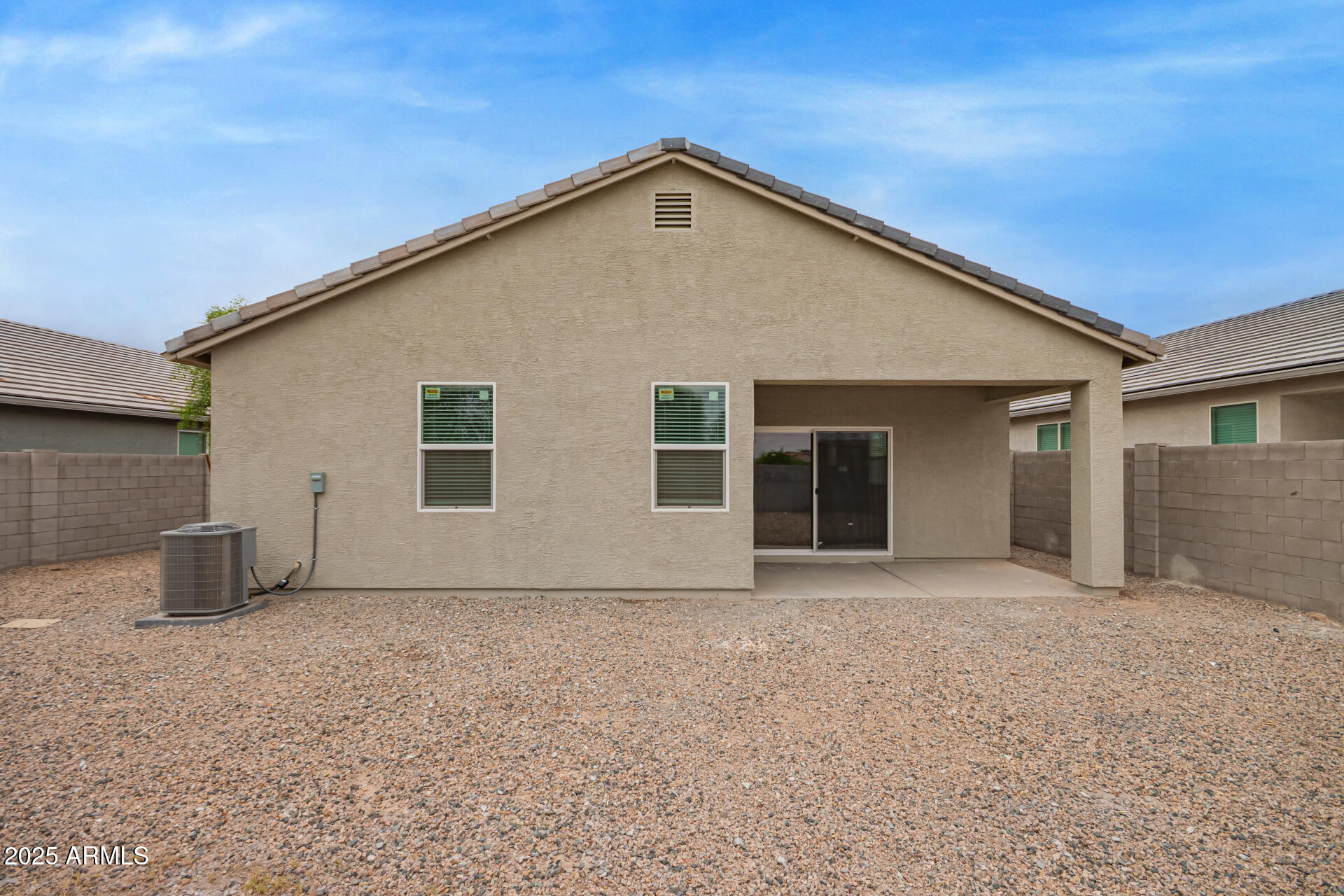 1737 W PINKLEY Avenue