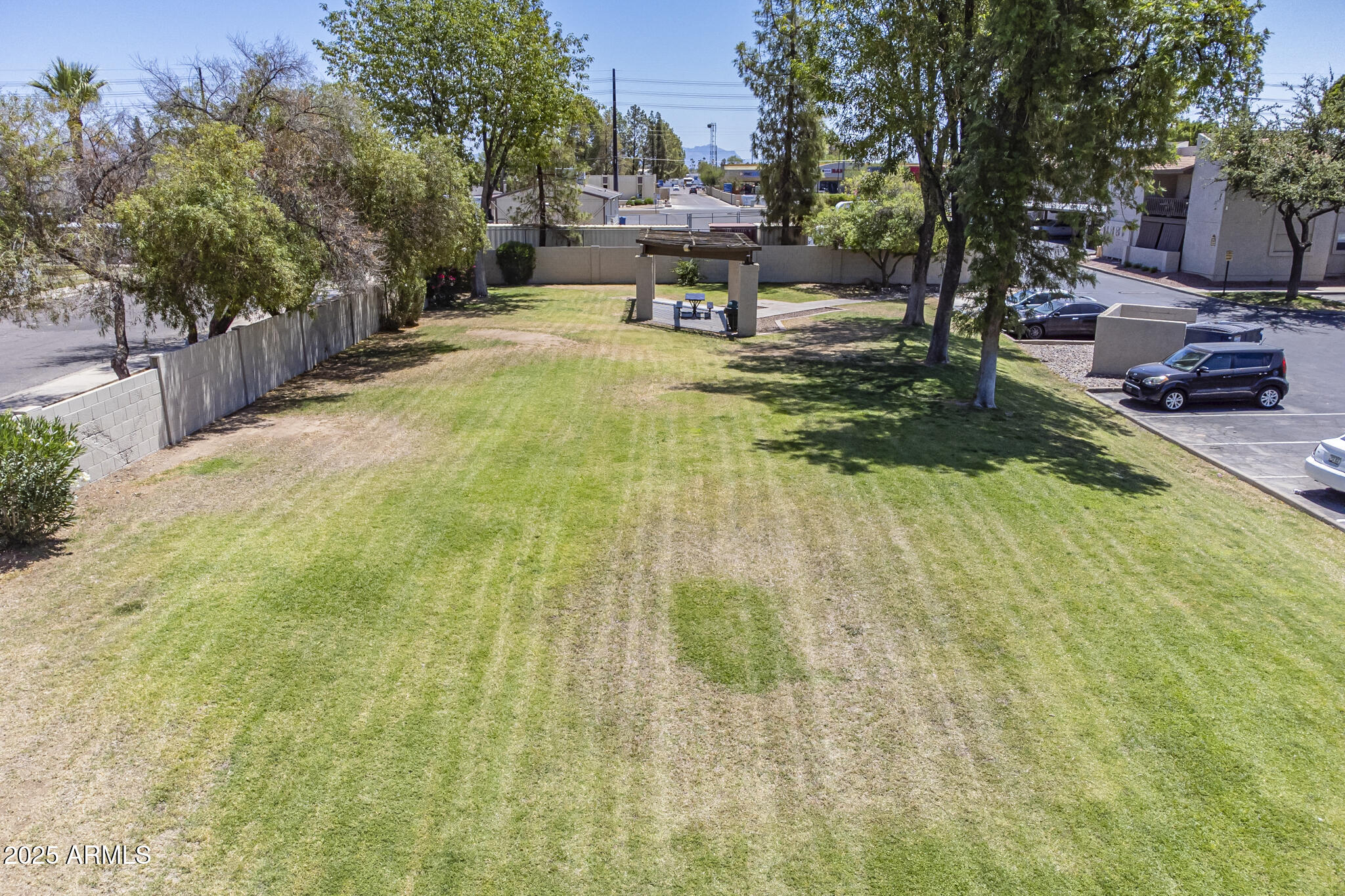 520 N STAPLEY Drive, 253