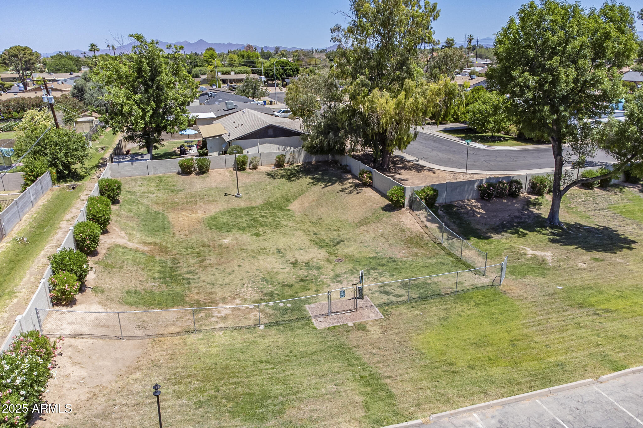 520 N STAPLEY Drive, 253