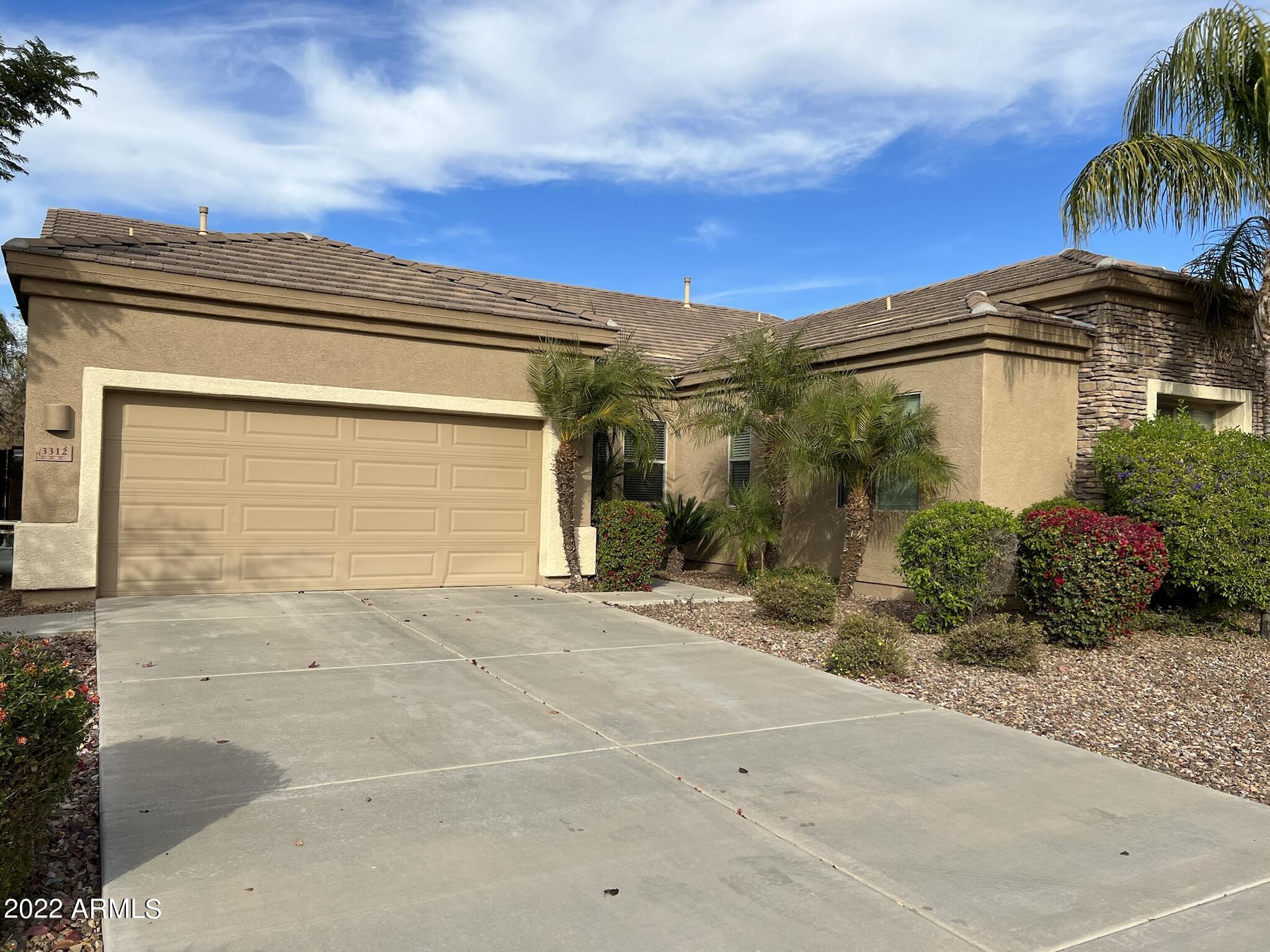 3312 E BLUEBIRD Place