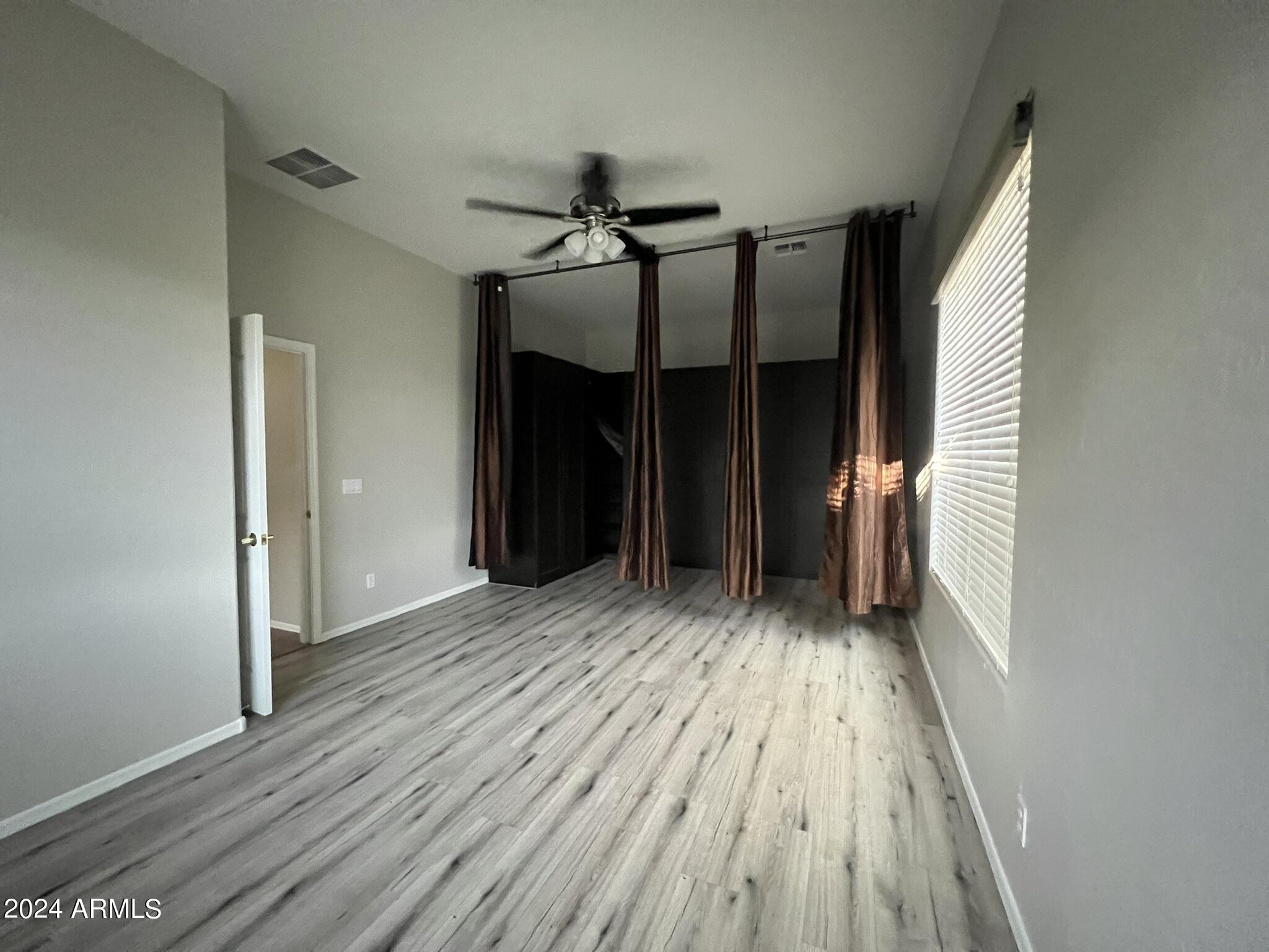 3312 E BLUEBIRD Place