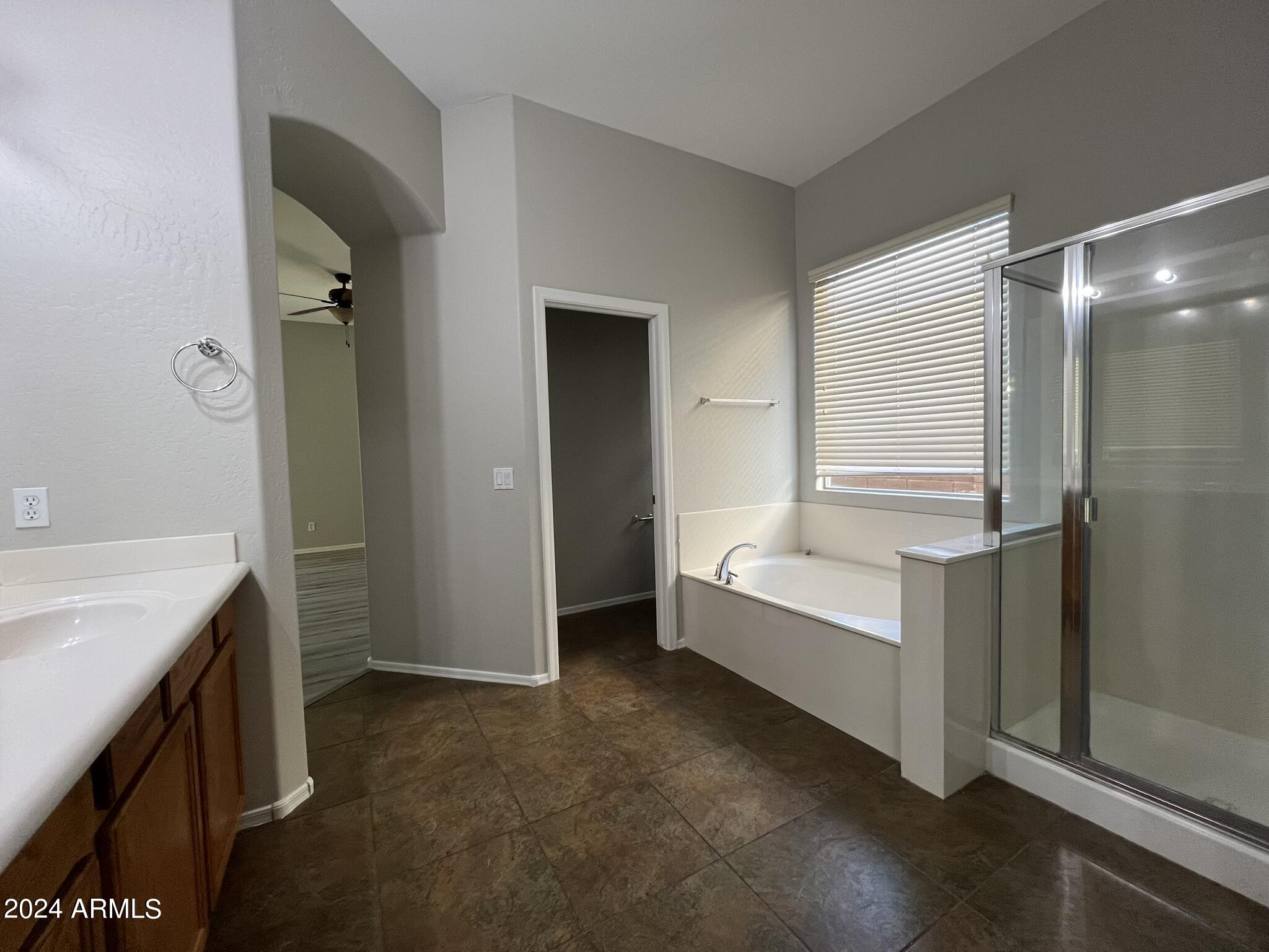 3312 E BLUEBIRD Place