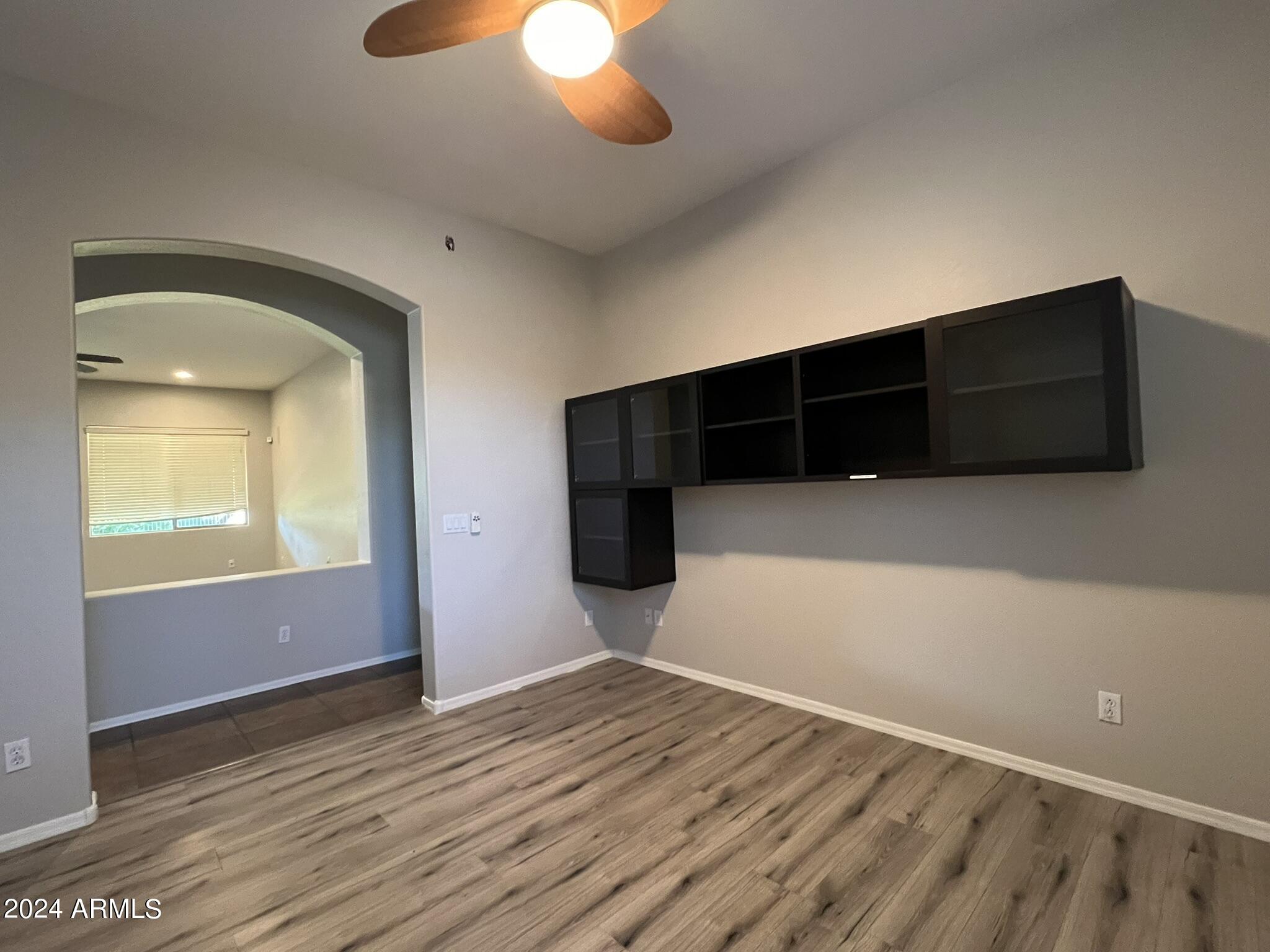 3312 E BLUEBIRD Place