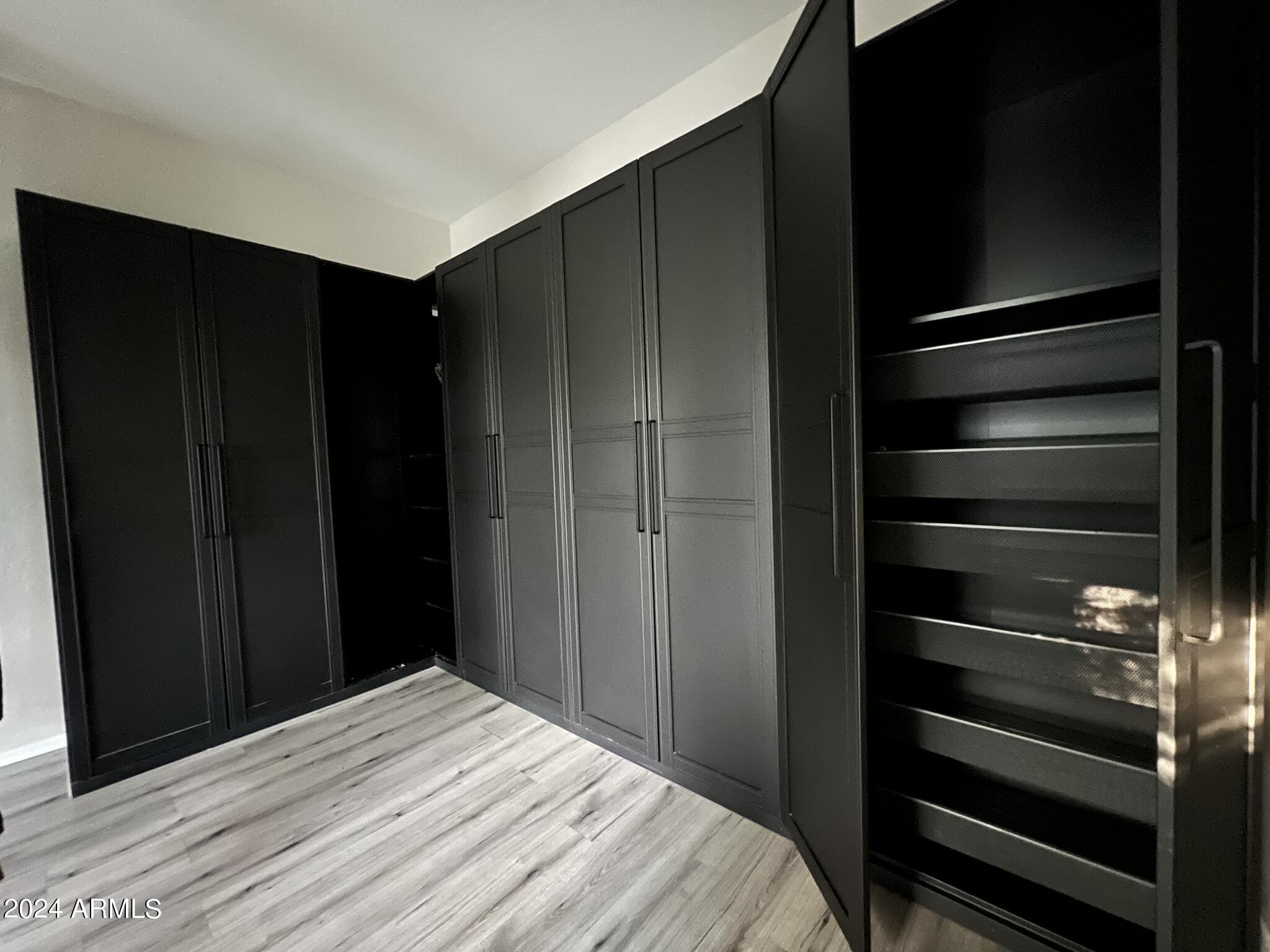 3312 E BLUEBIRD Place