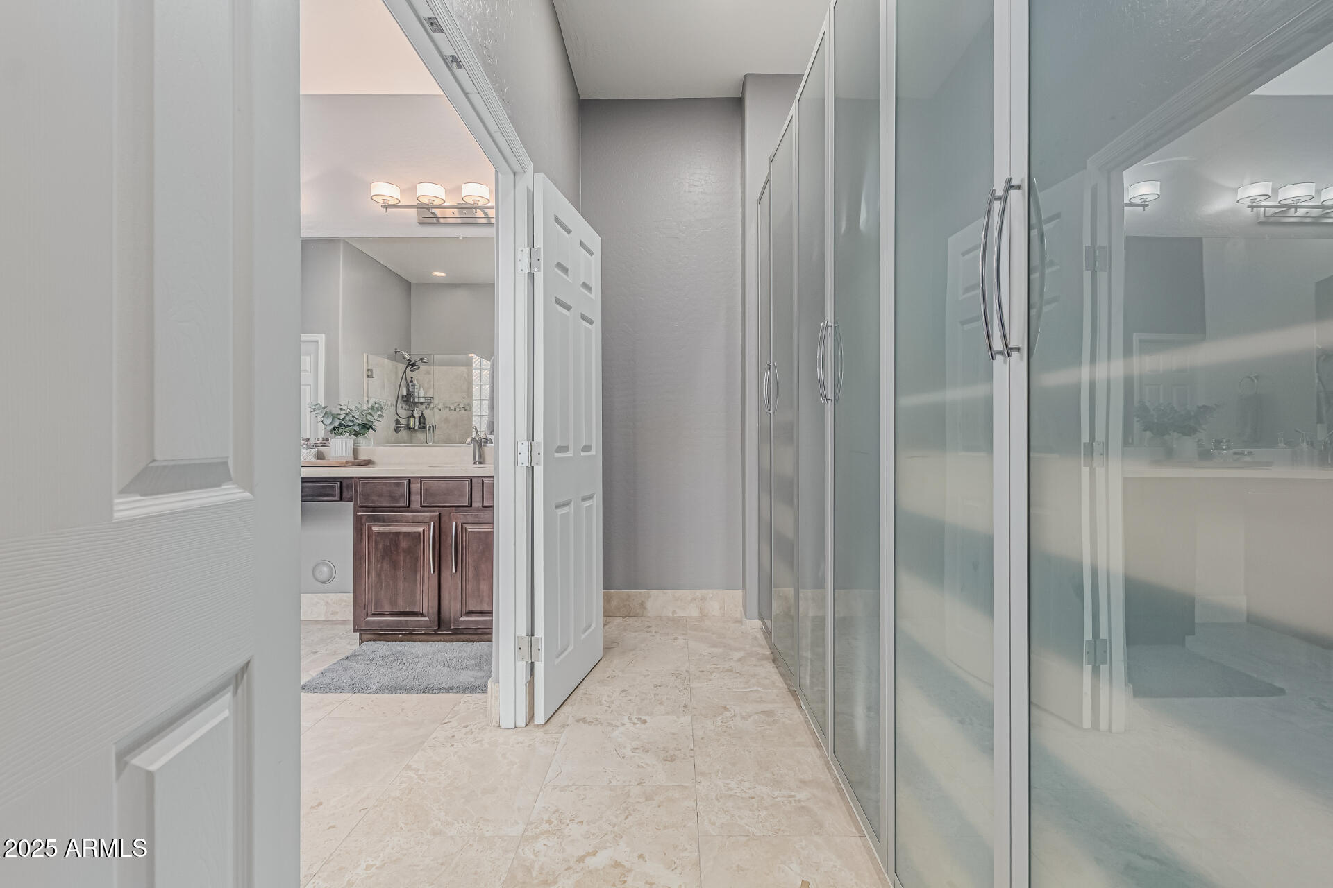 22166 N LAKESIDE Drive