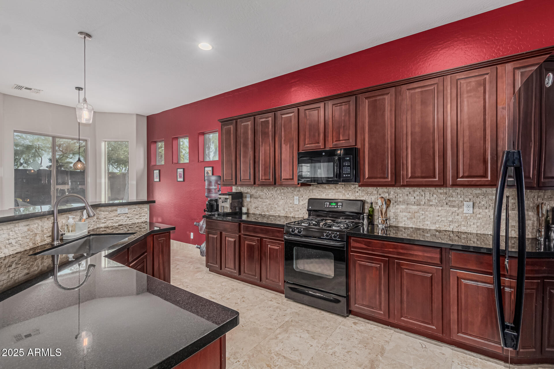 22166 N LAKESIDE Drive