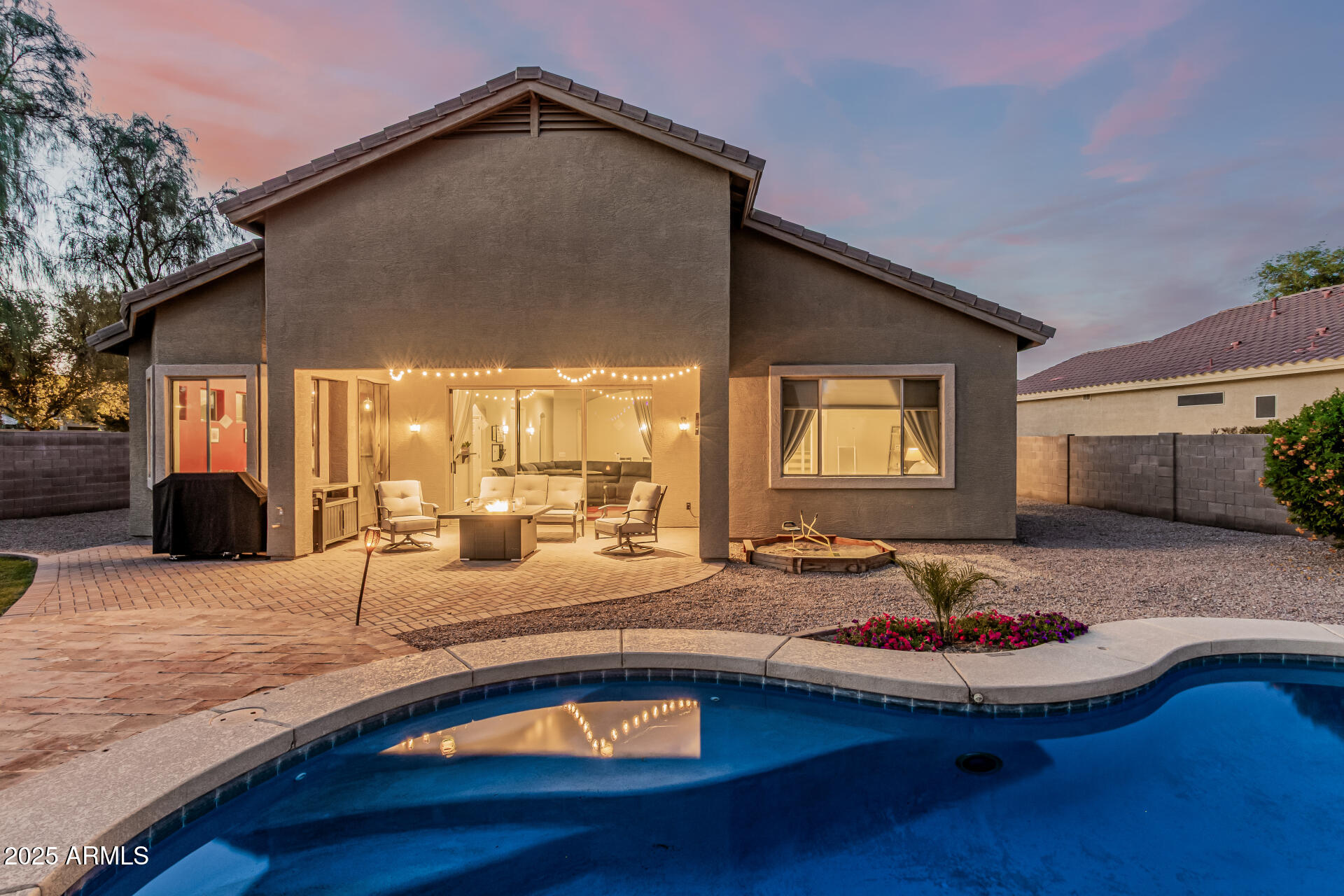 22166 N LAKESIDE Drive