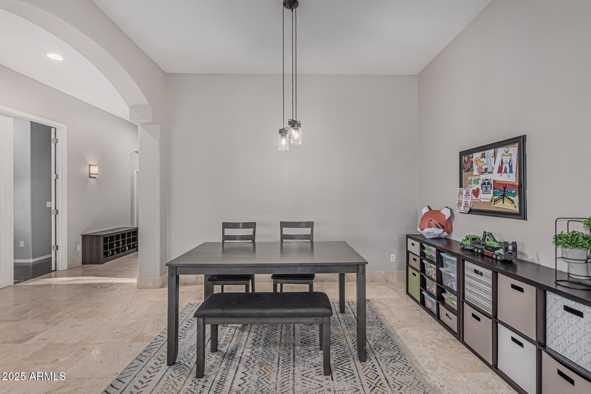 22166 N LAKESIDE Drive