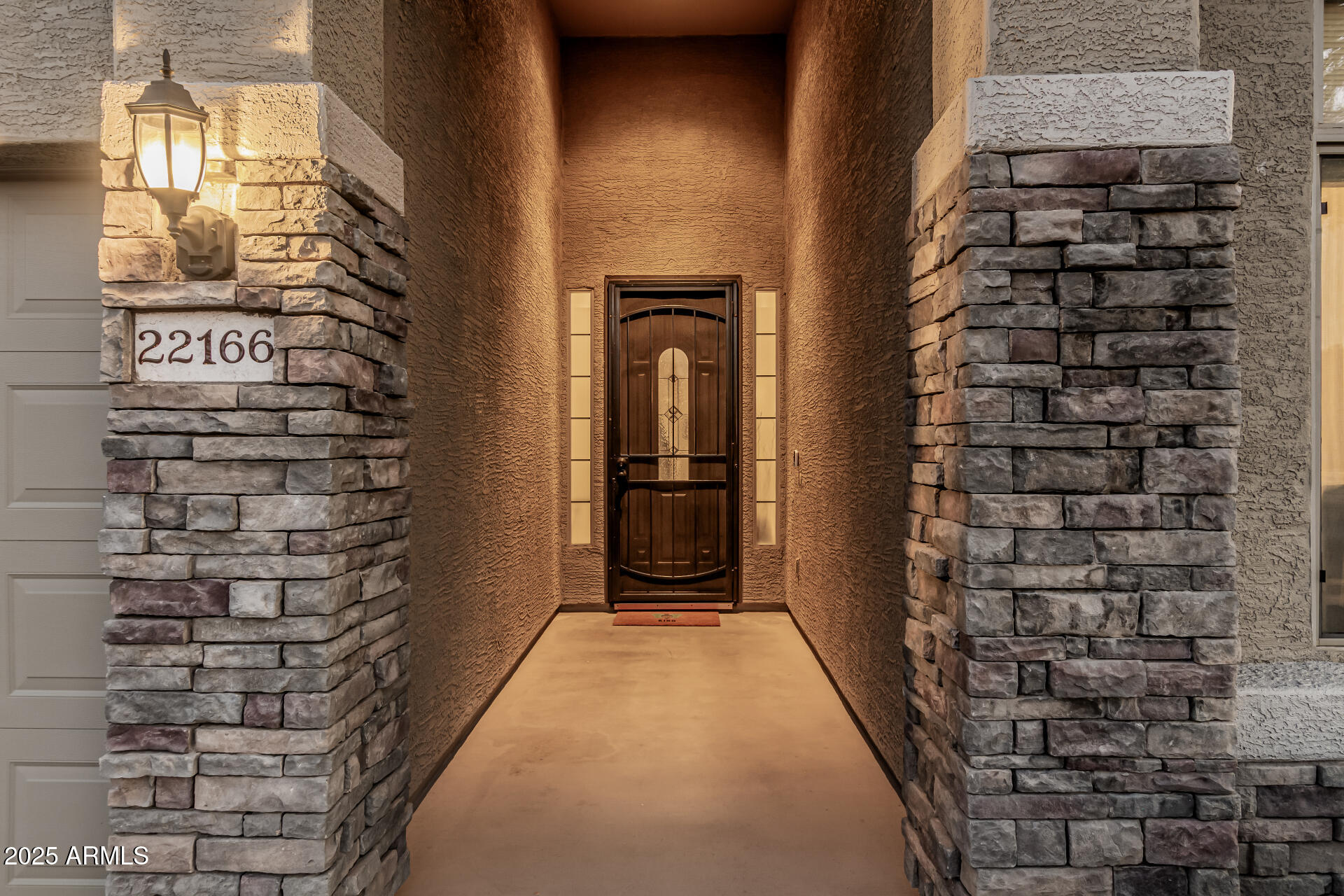 22166 N LAKESIDE Drive