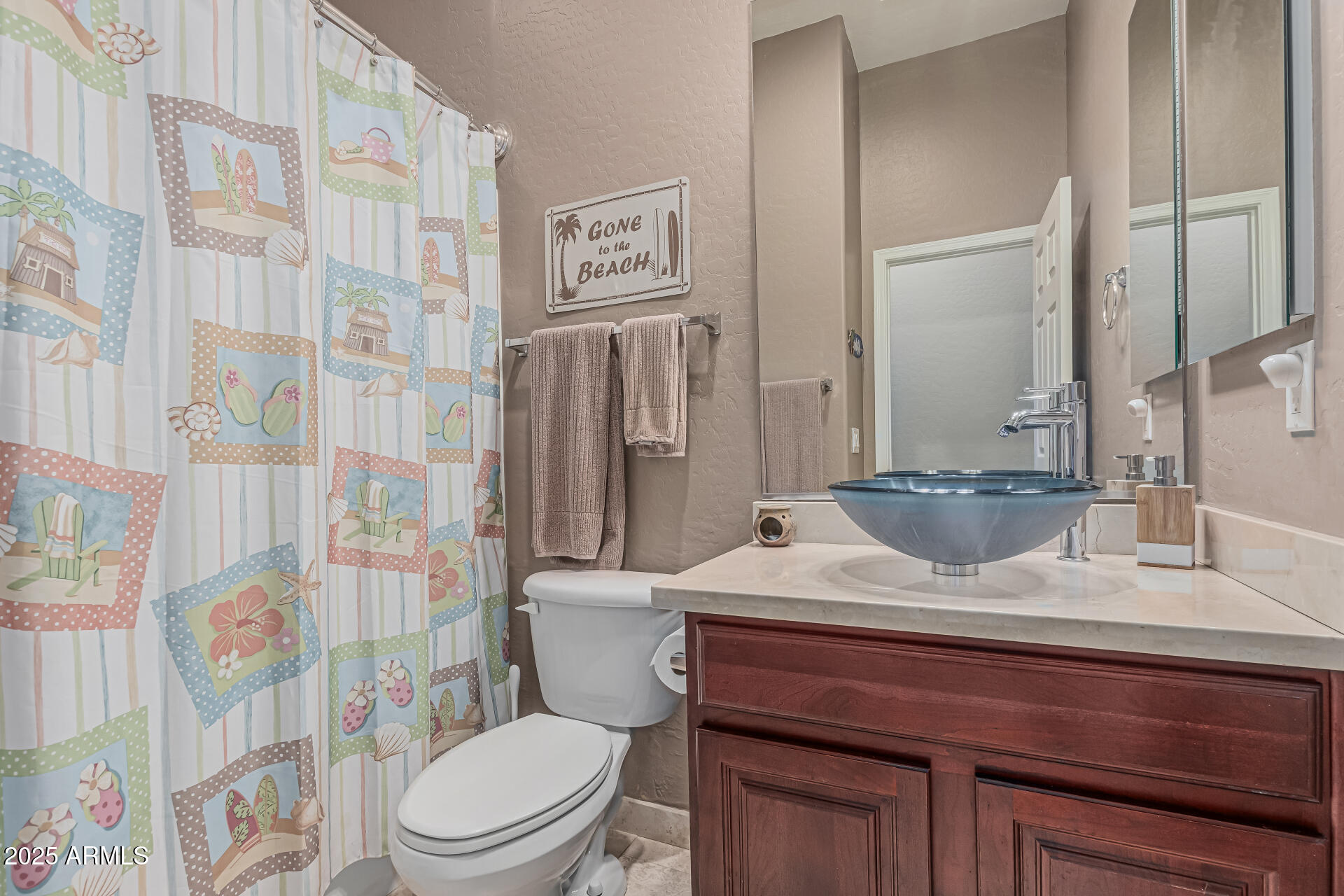 22166 N LAKESIDE Drive