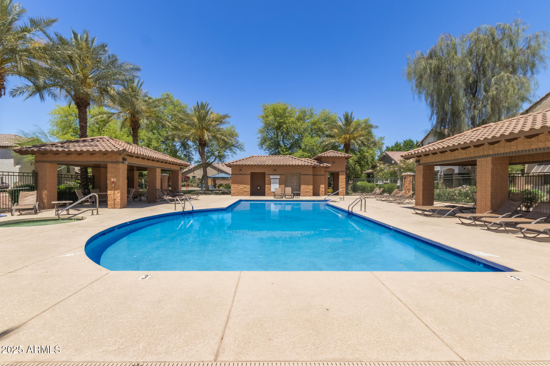 2466 E Boston Street