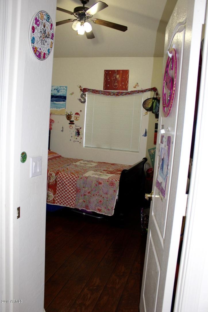 4769 W DETROIT Court