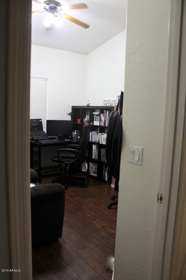 4769 W DETROIT Court