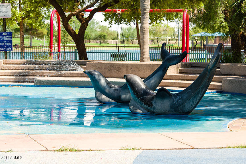 4769 W DETROIT Court