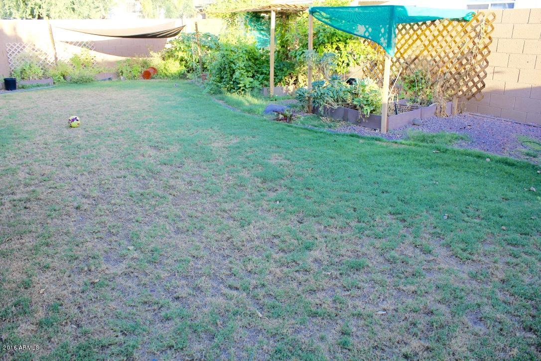 4769 W DETROIT Court