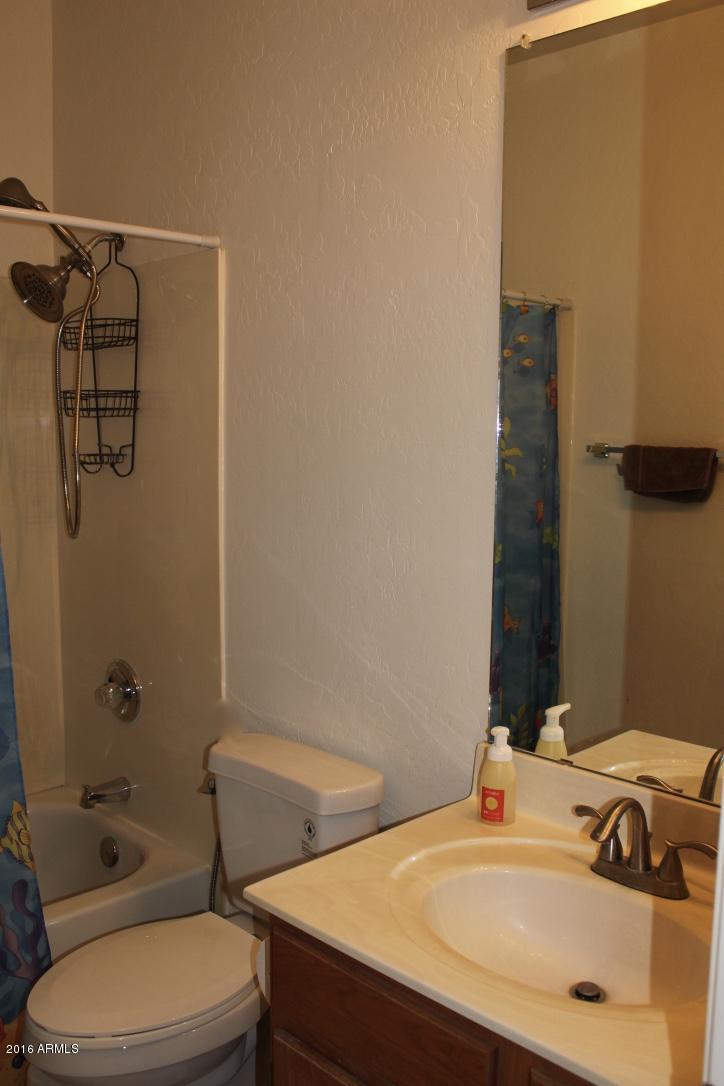 4769 W DETROIT Court