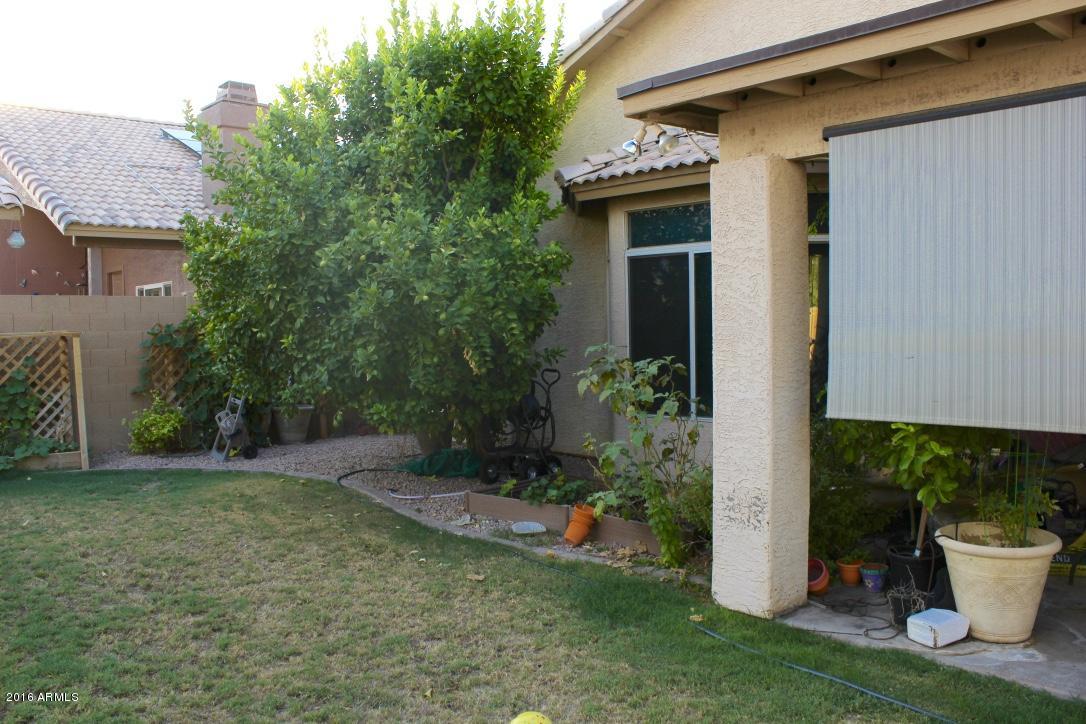 4769 W DETROIT Court