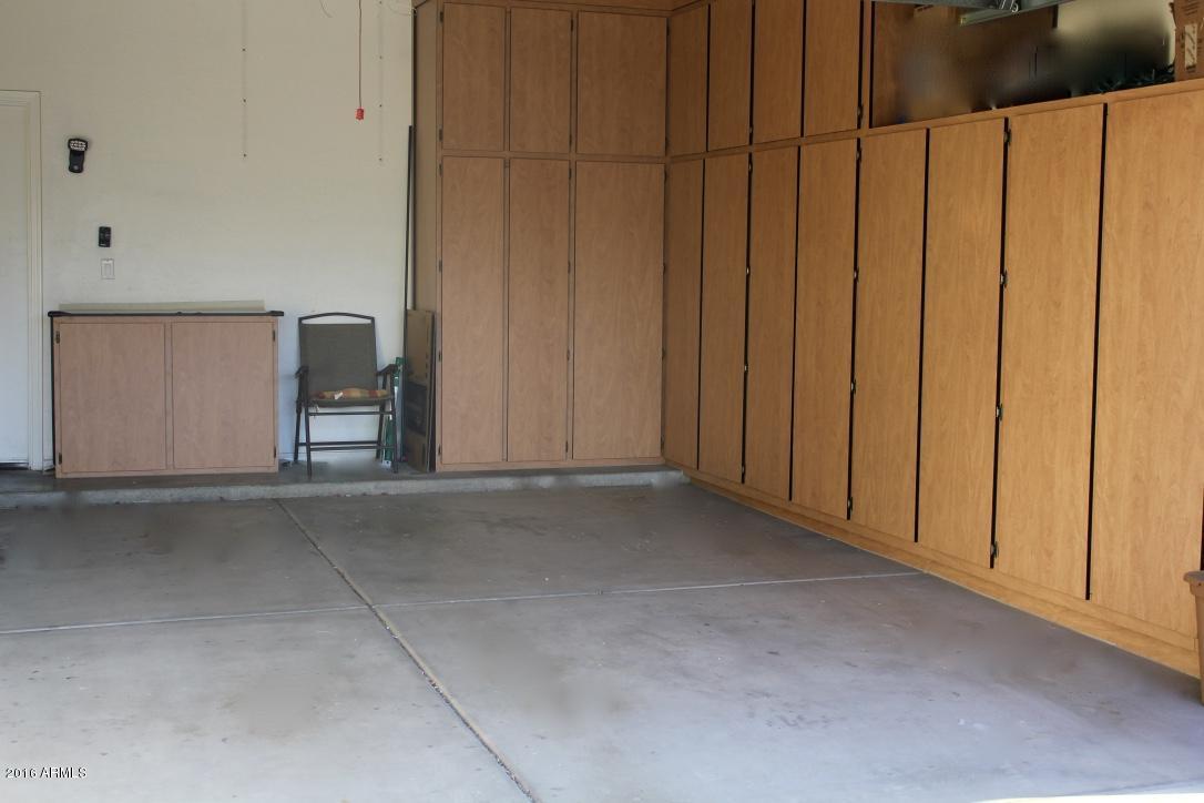 4769 W DETROIT Court