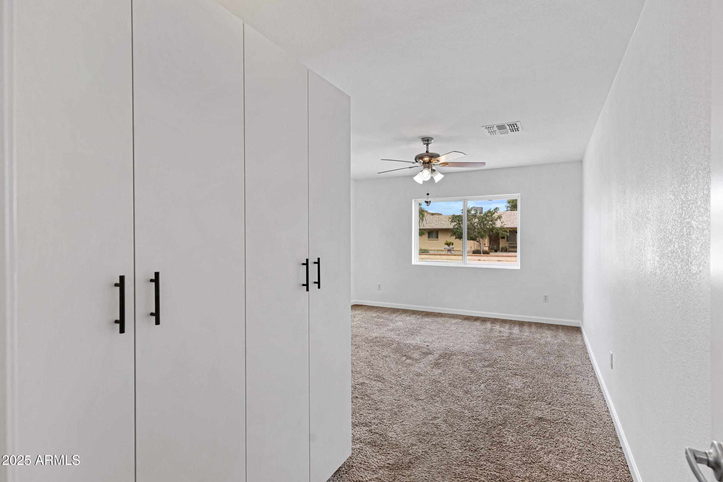 845 W SHANNON Street