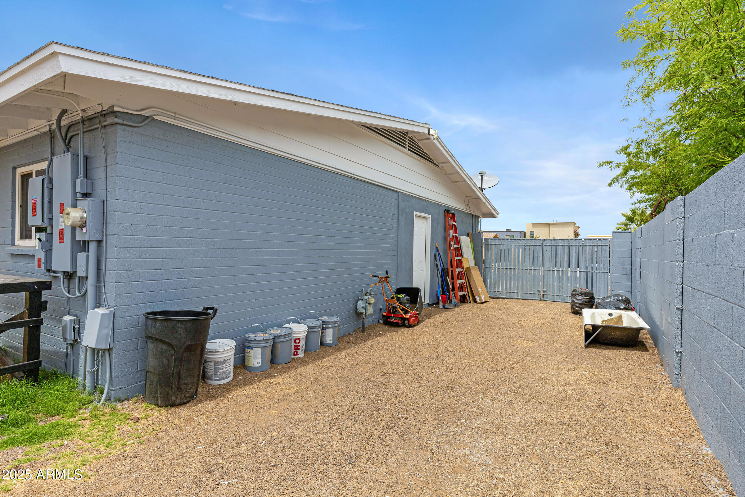 845 W SHANNON Street