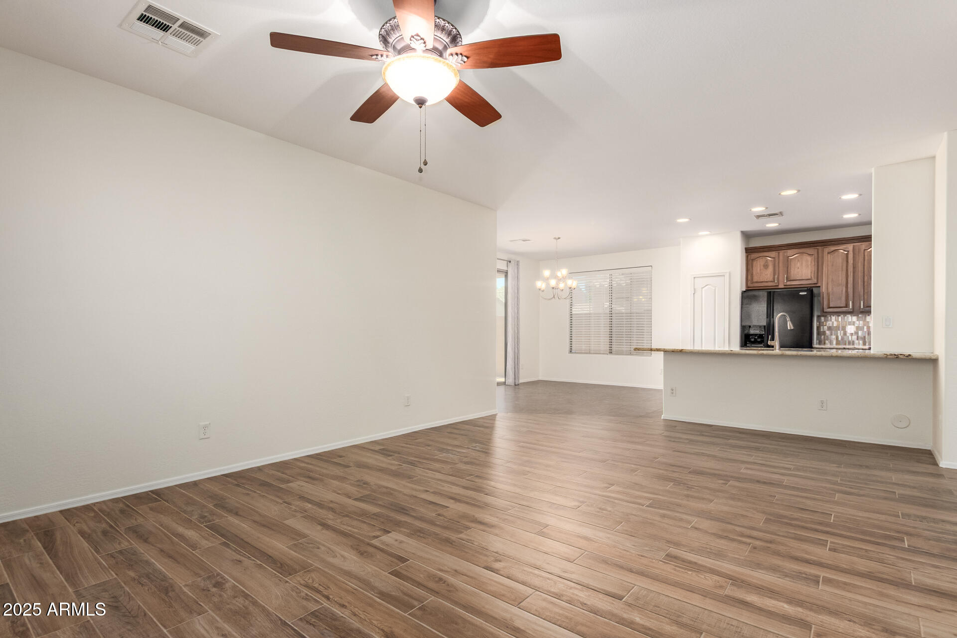 21059 E PICKETT Street