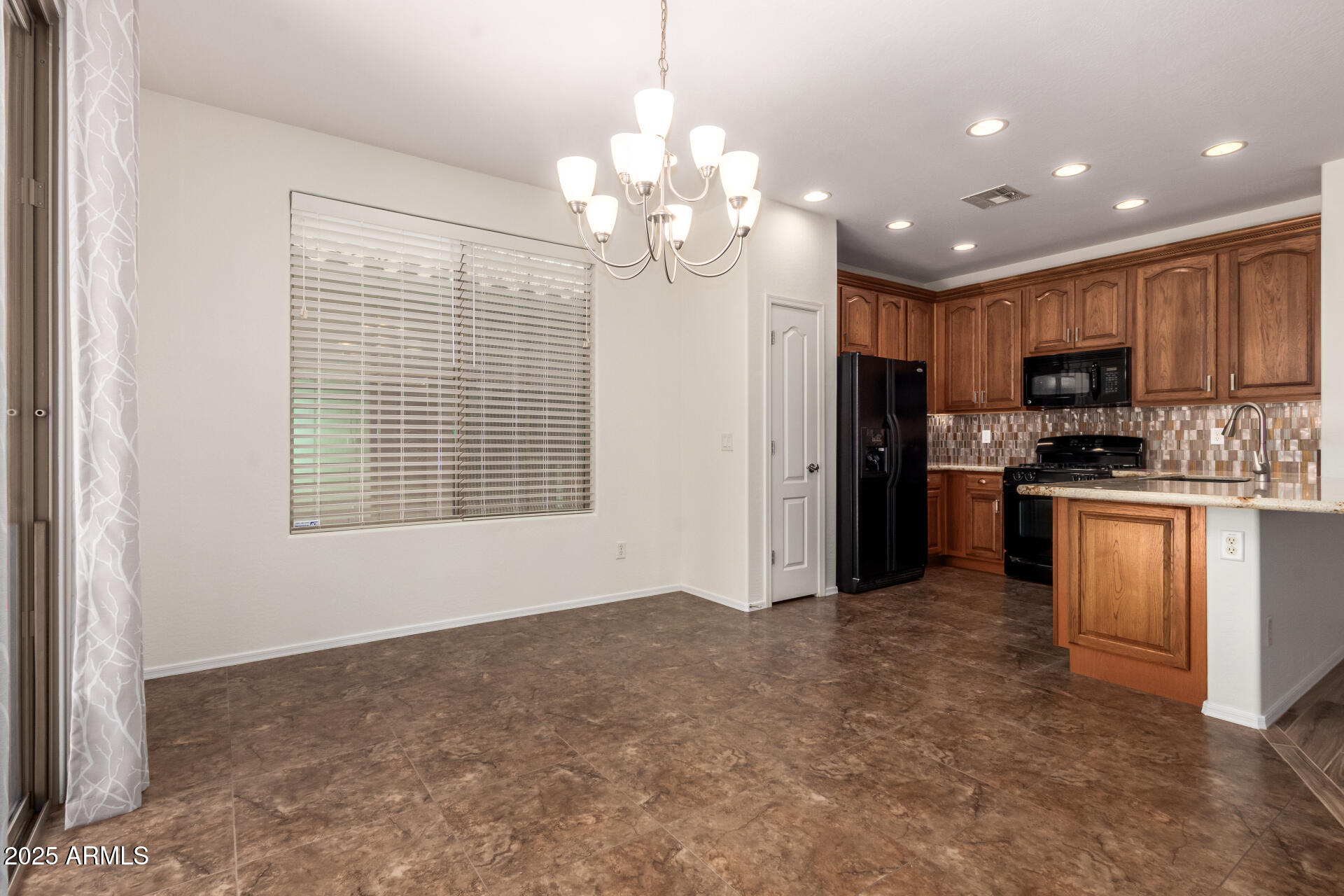 21059 E PICKETT Street