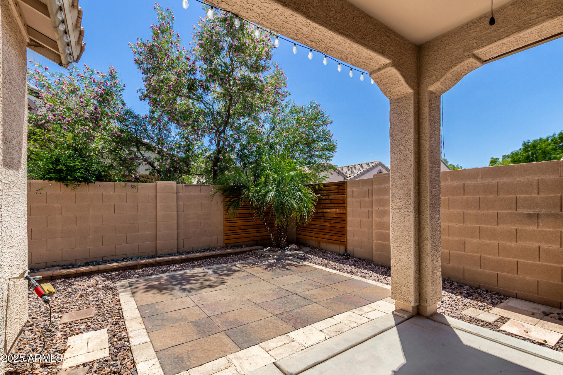 21059 E PICKETT Street