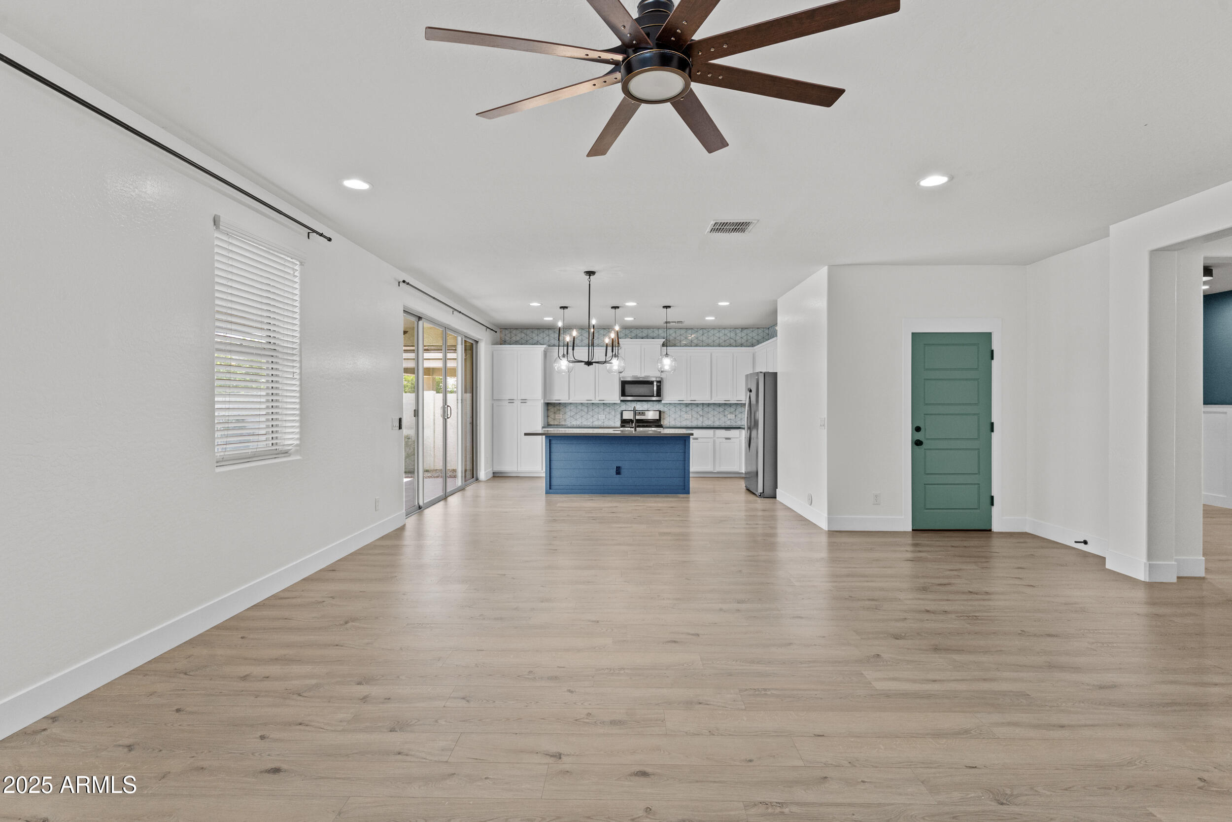 9727 E TORINO Avenue