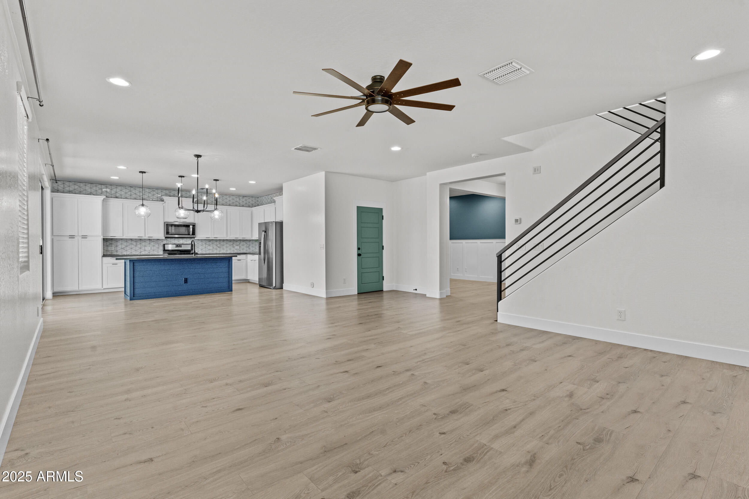 9727 E TORINO Avenue