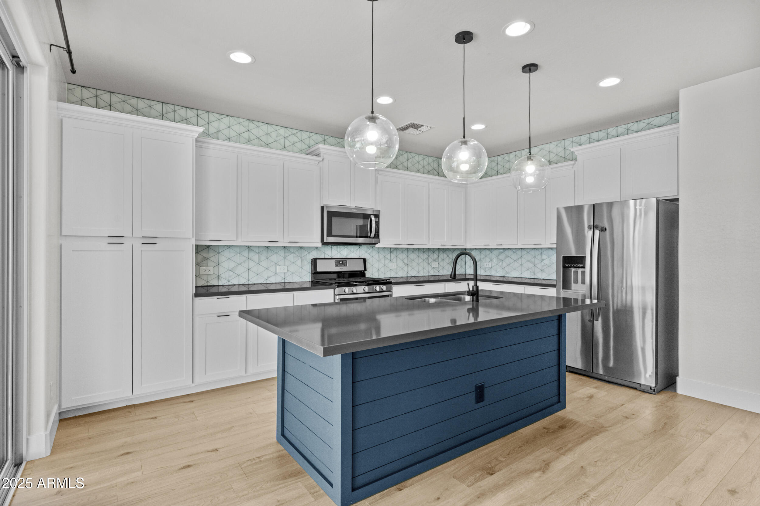 9727 E TORINO Avenue