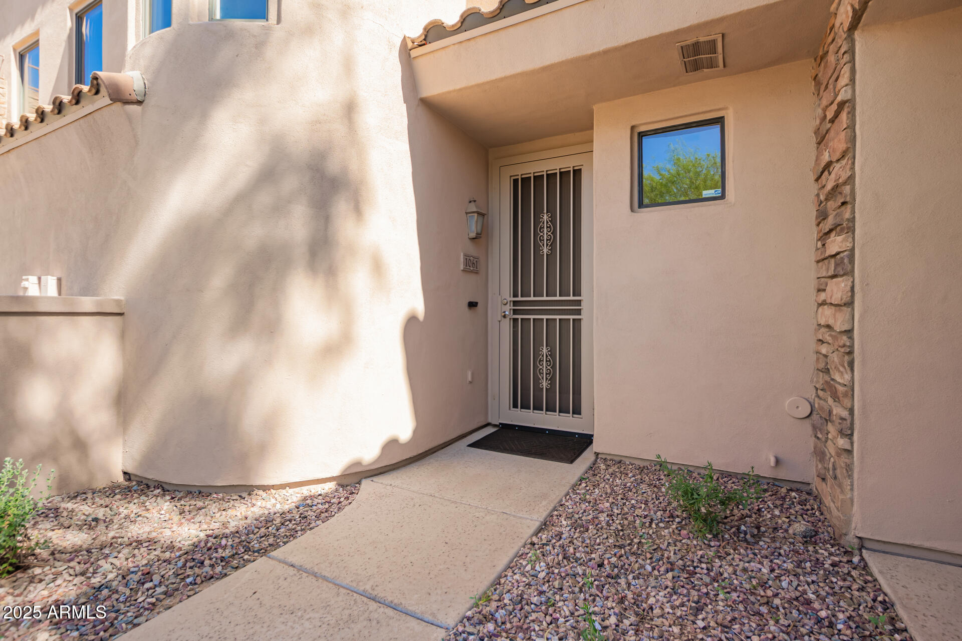 7445 E EAGLE CREST Drive, 1061