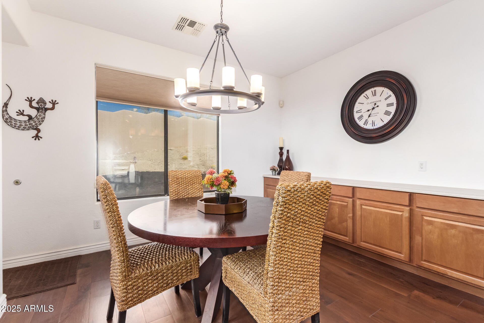 7445 E EAGLE CREST Drive, 1061