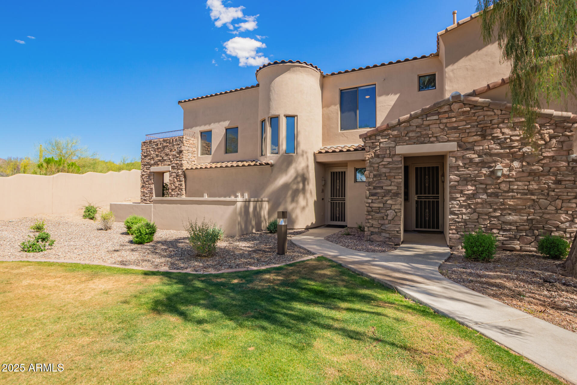 7445 E EAGLE CREST Drive, 1061