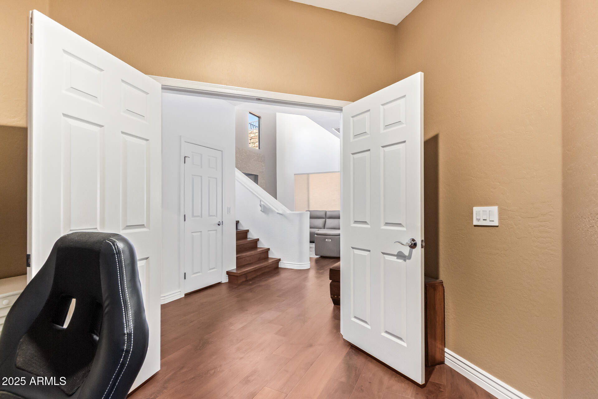 7445 E EAGLE CREST Drive, 1061