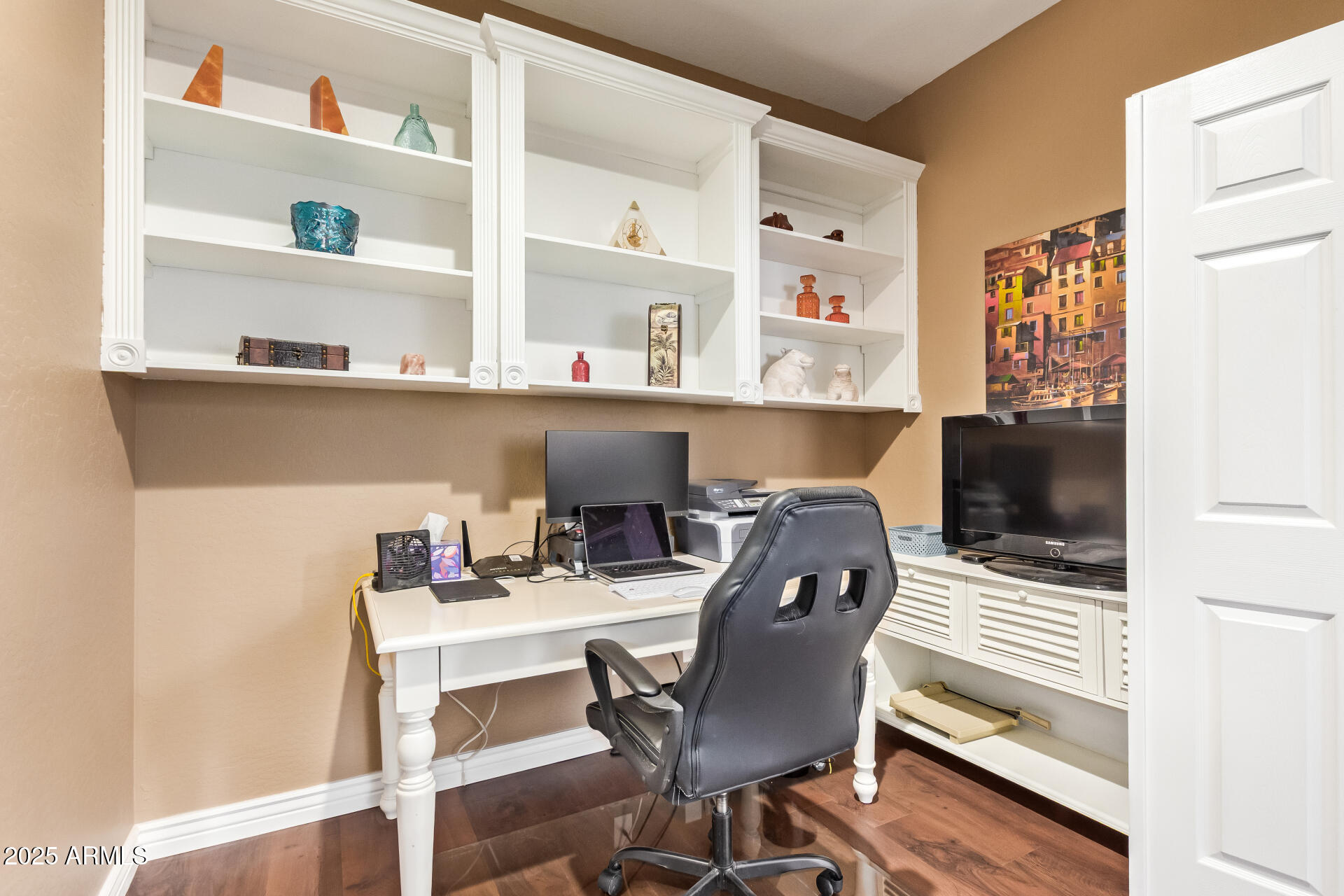 7445 E EAGLE CREST Drive, 1061