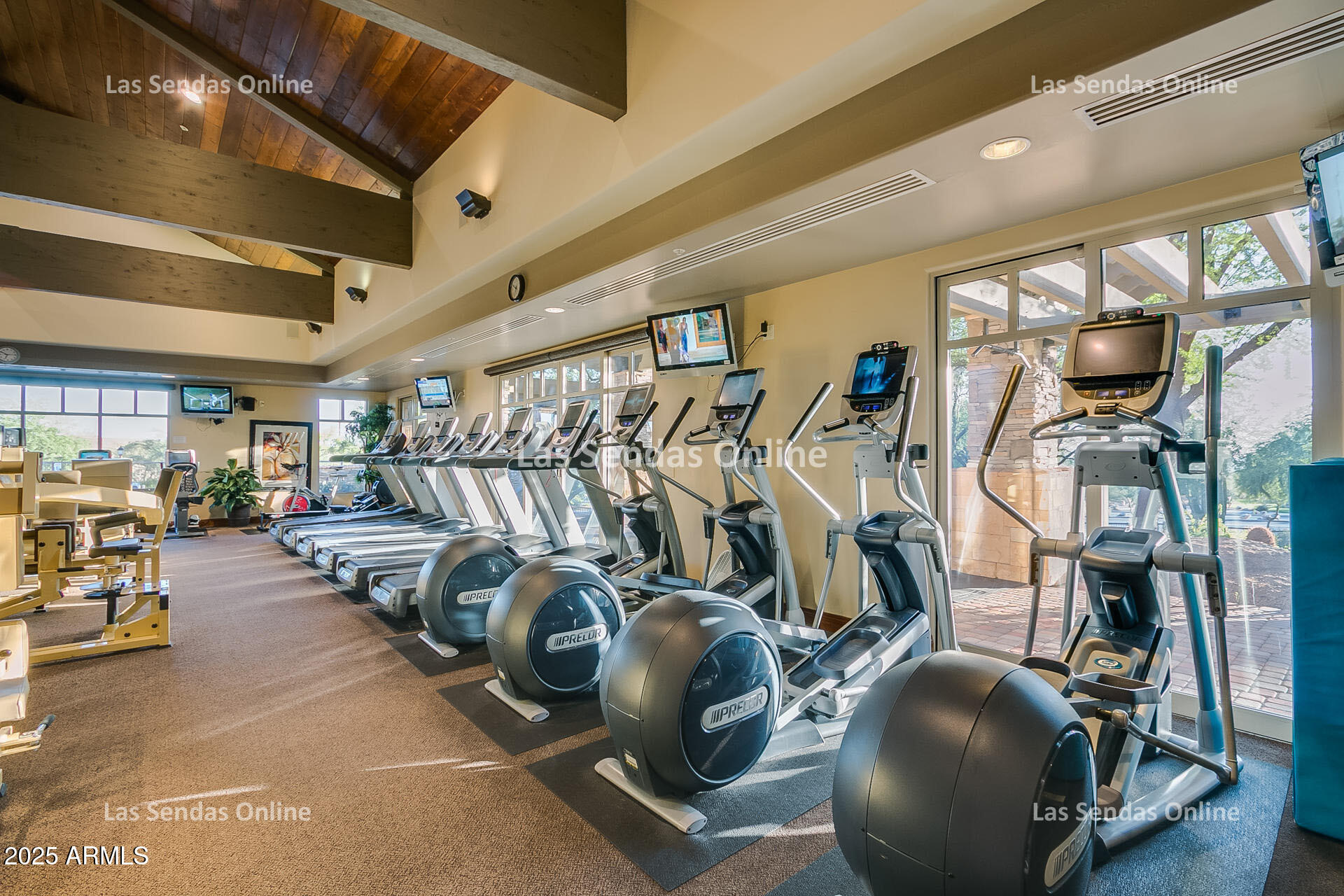 7445 E EAGLE CREST Drive, 1061