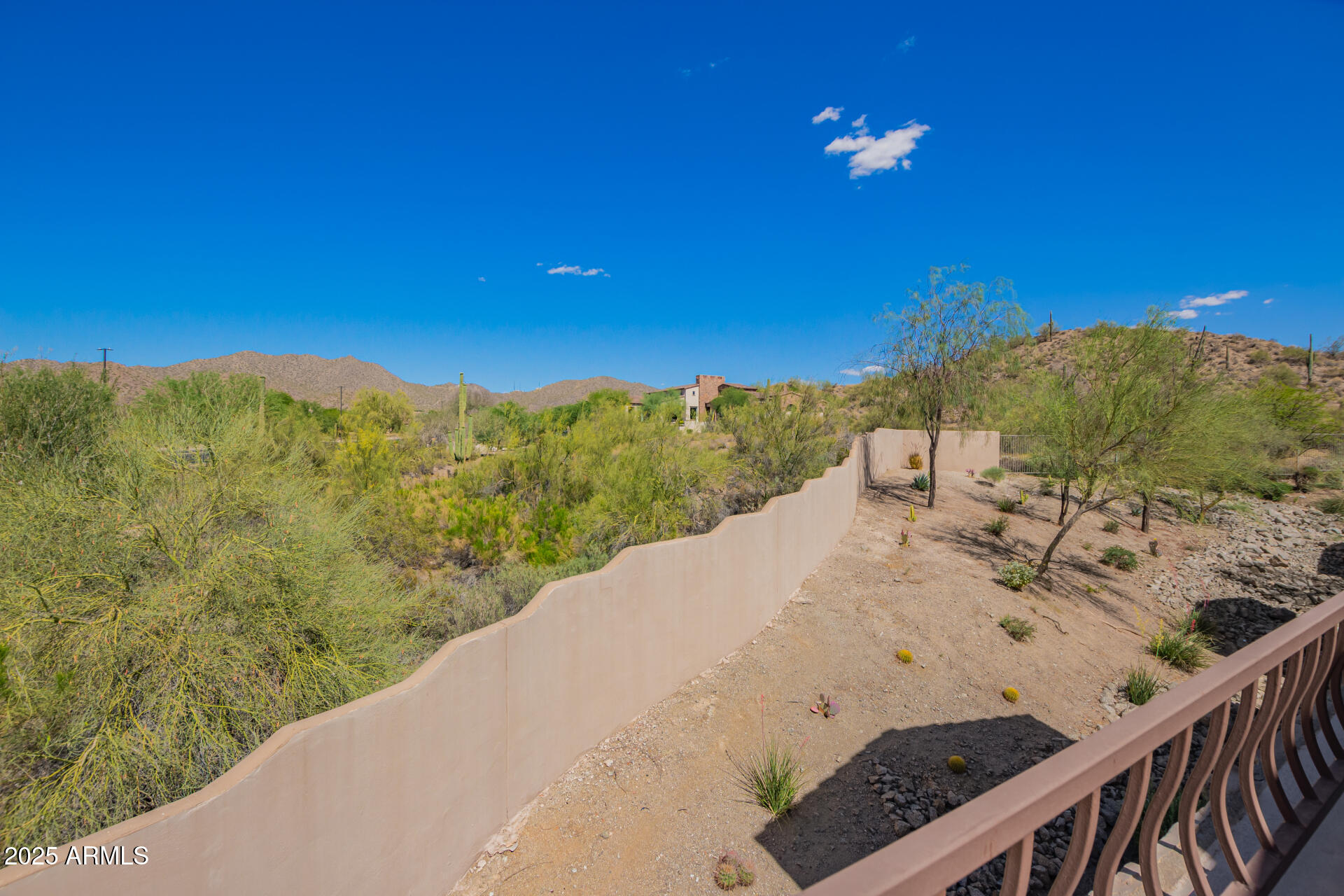 7445 E EAGLE CREST Drive, 1061