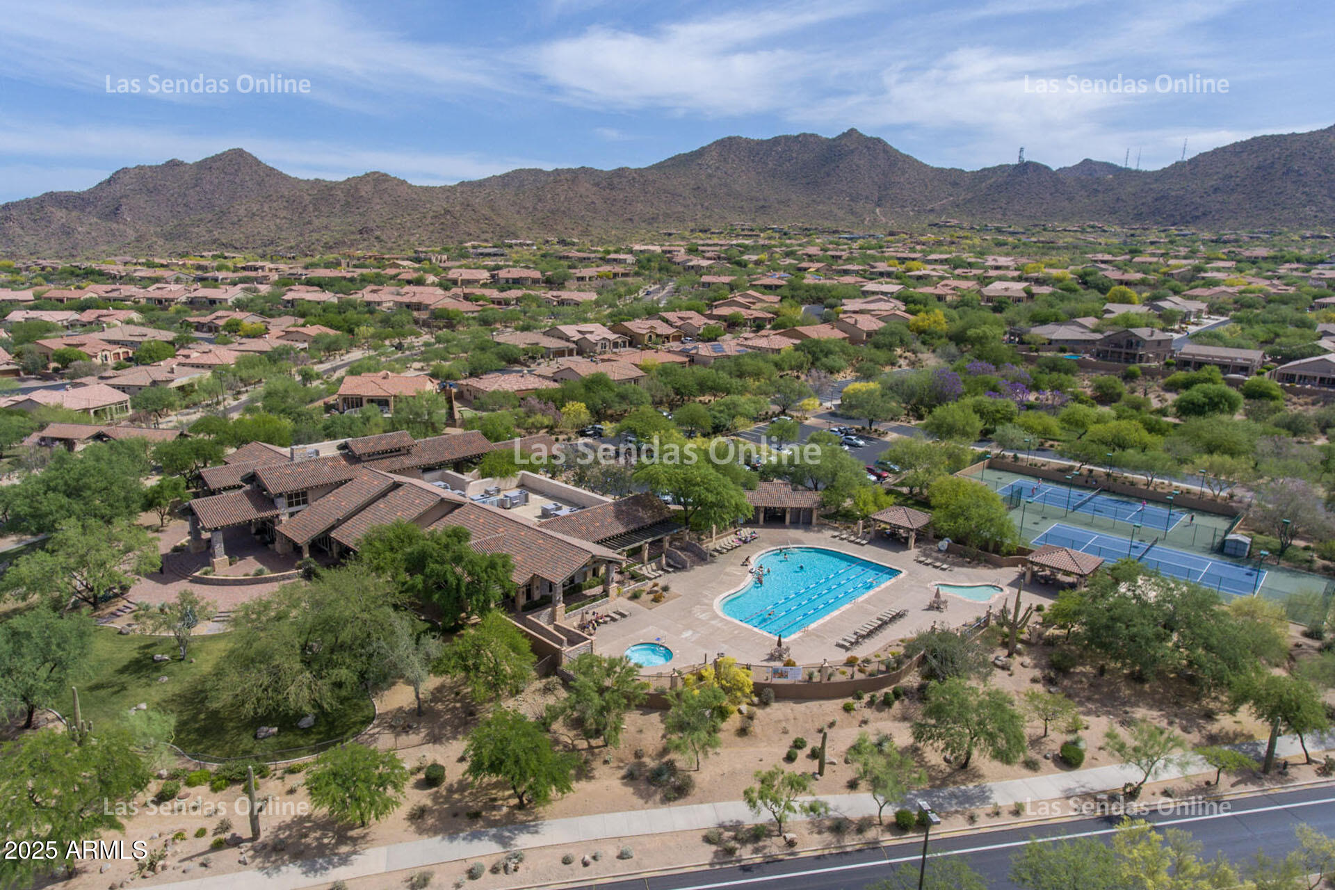 7445 E EAGLE CREST Drive, 1061