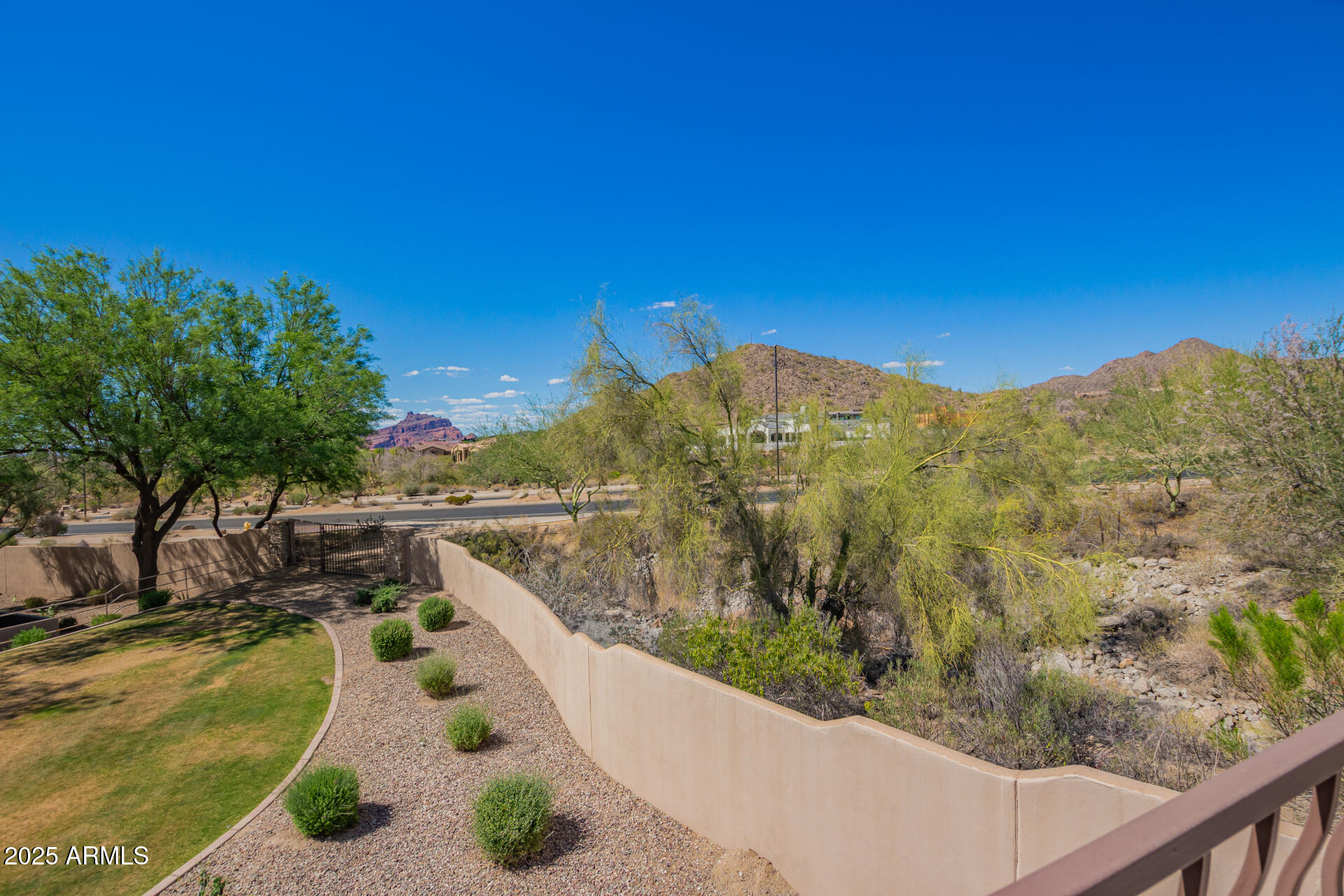 7445 E EAGLE CREST Drive, 1061