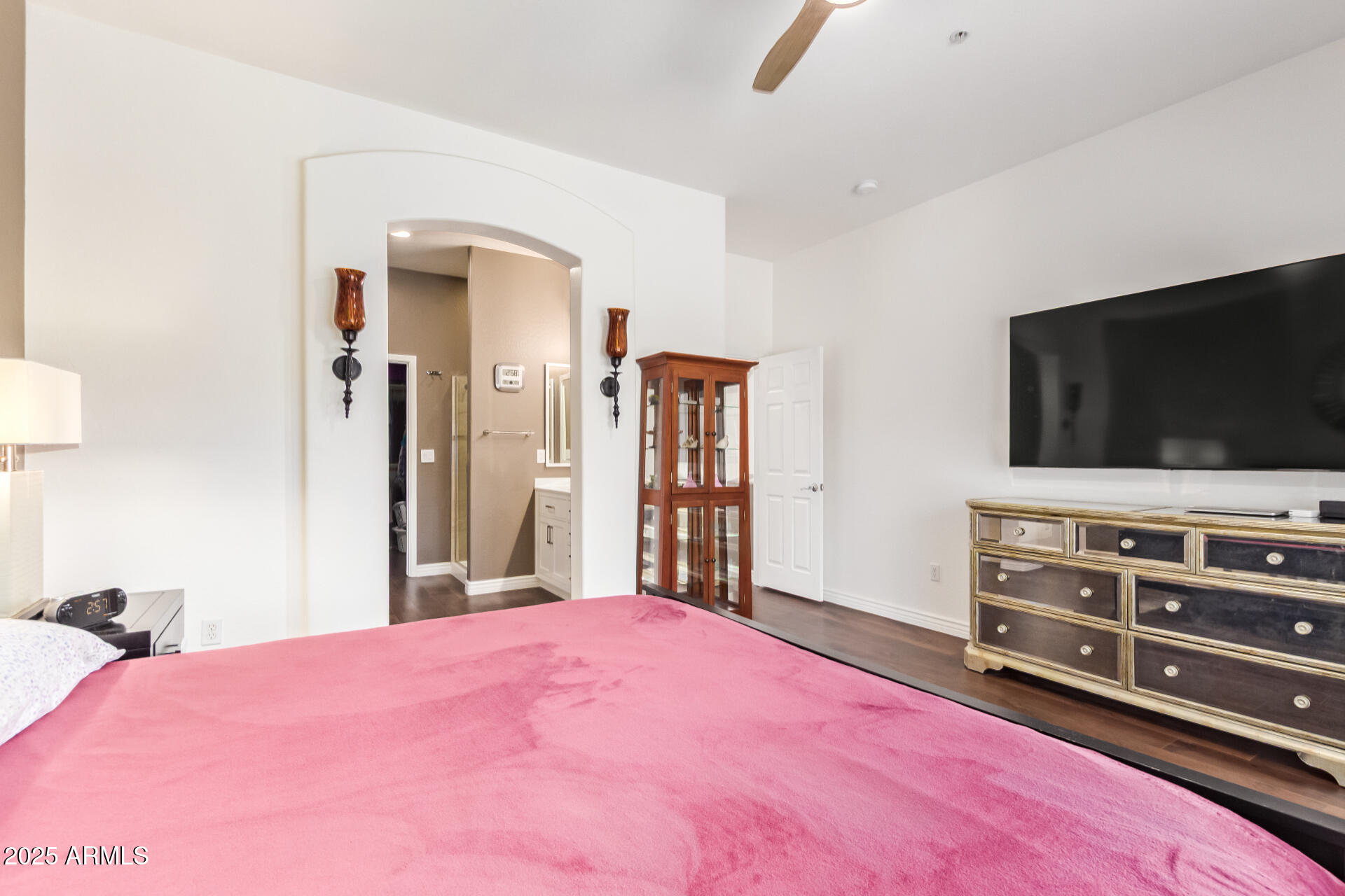 7445 E EAGLE CREST Drive, 1061