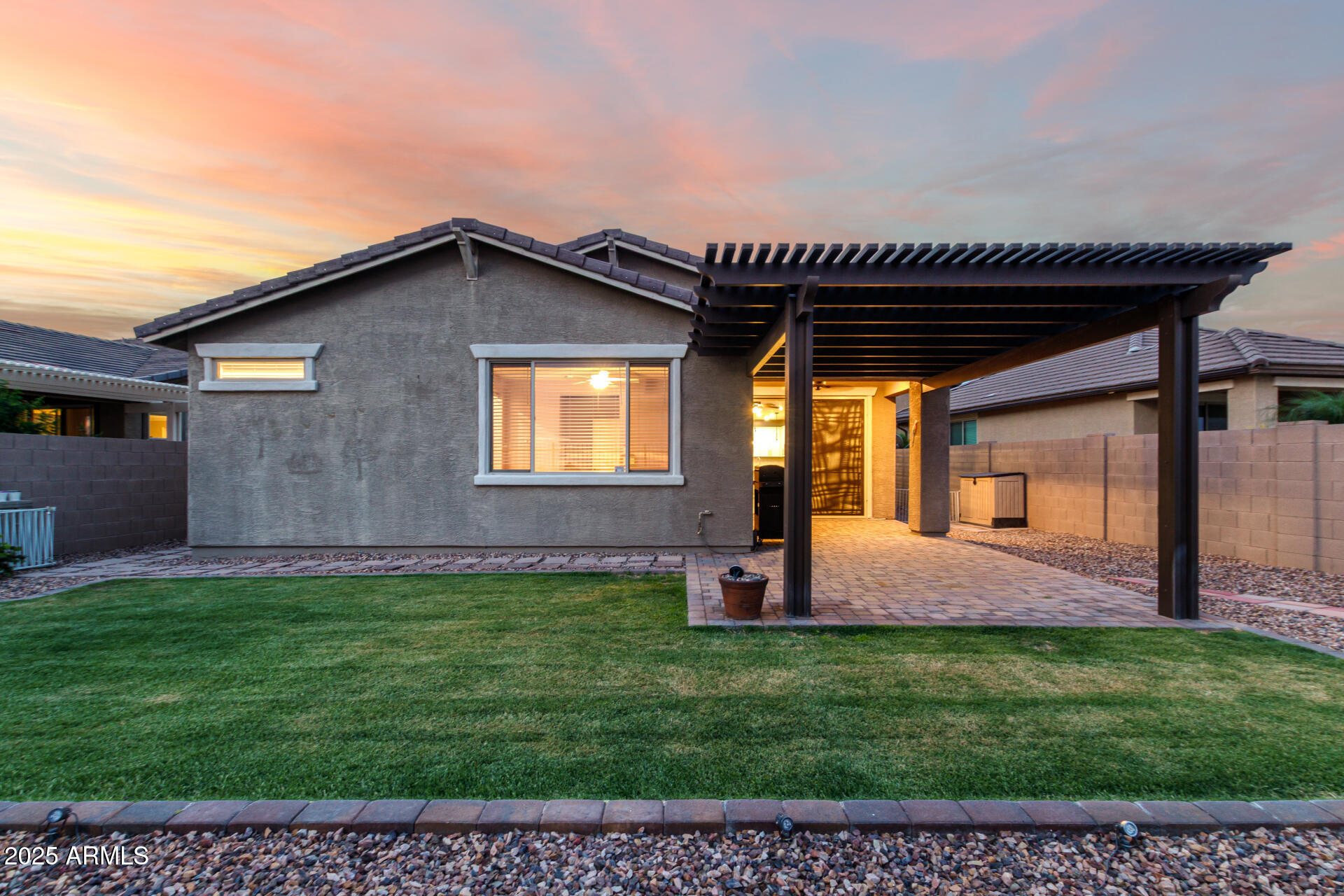 7618 S LONE PINE Place