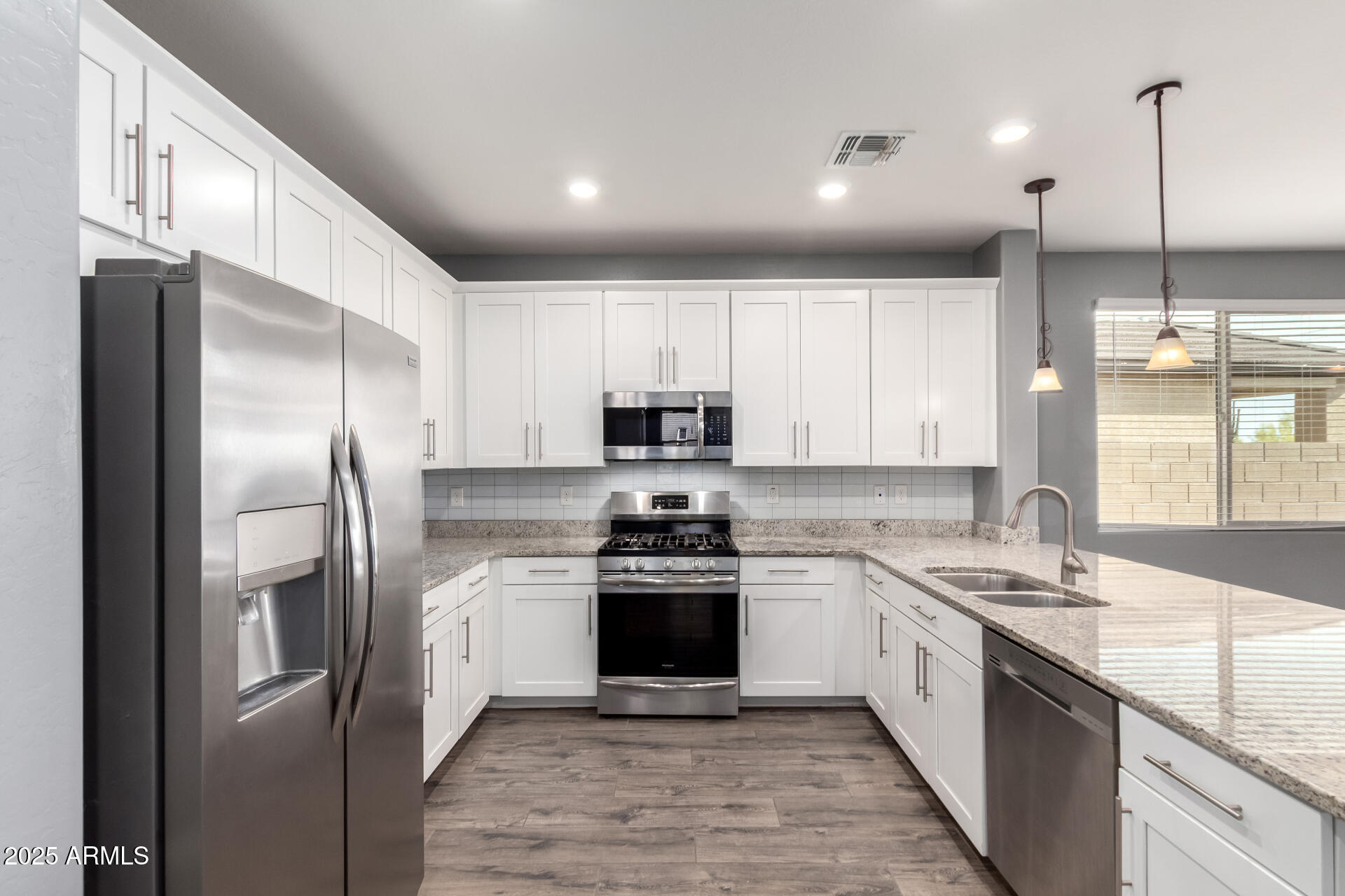 7618 S LONE PINE Place