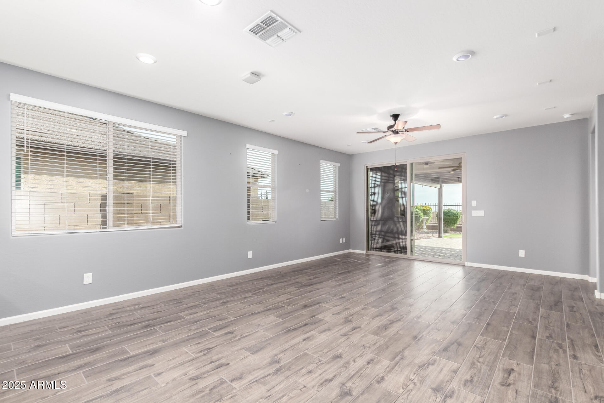 7618 S LONE PINE Place