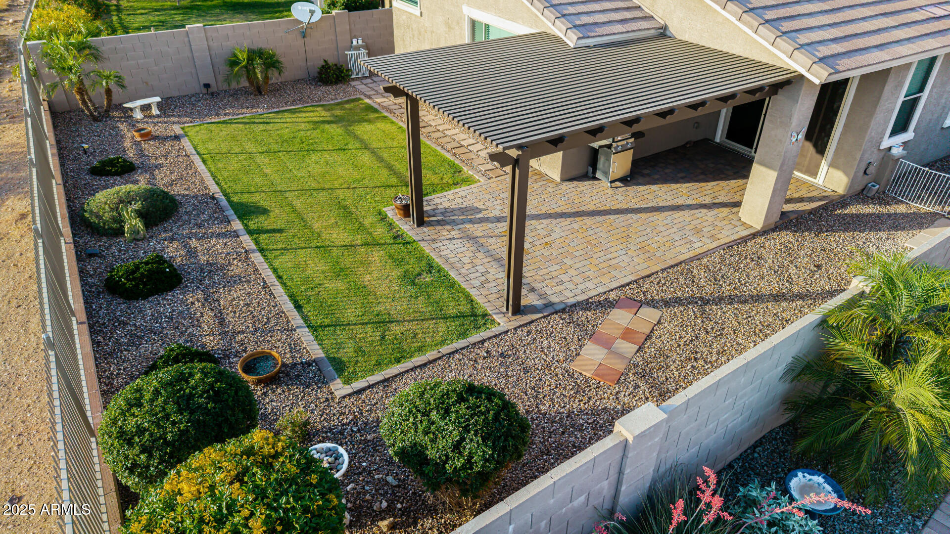 7618 S LONE PINE Place