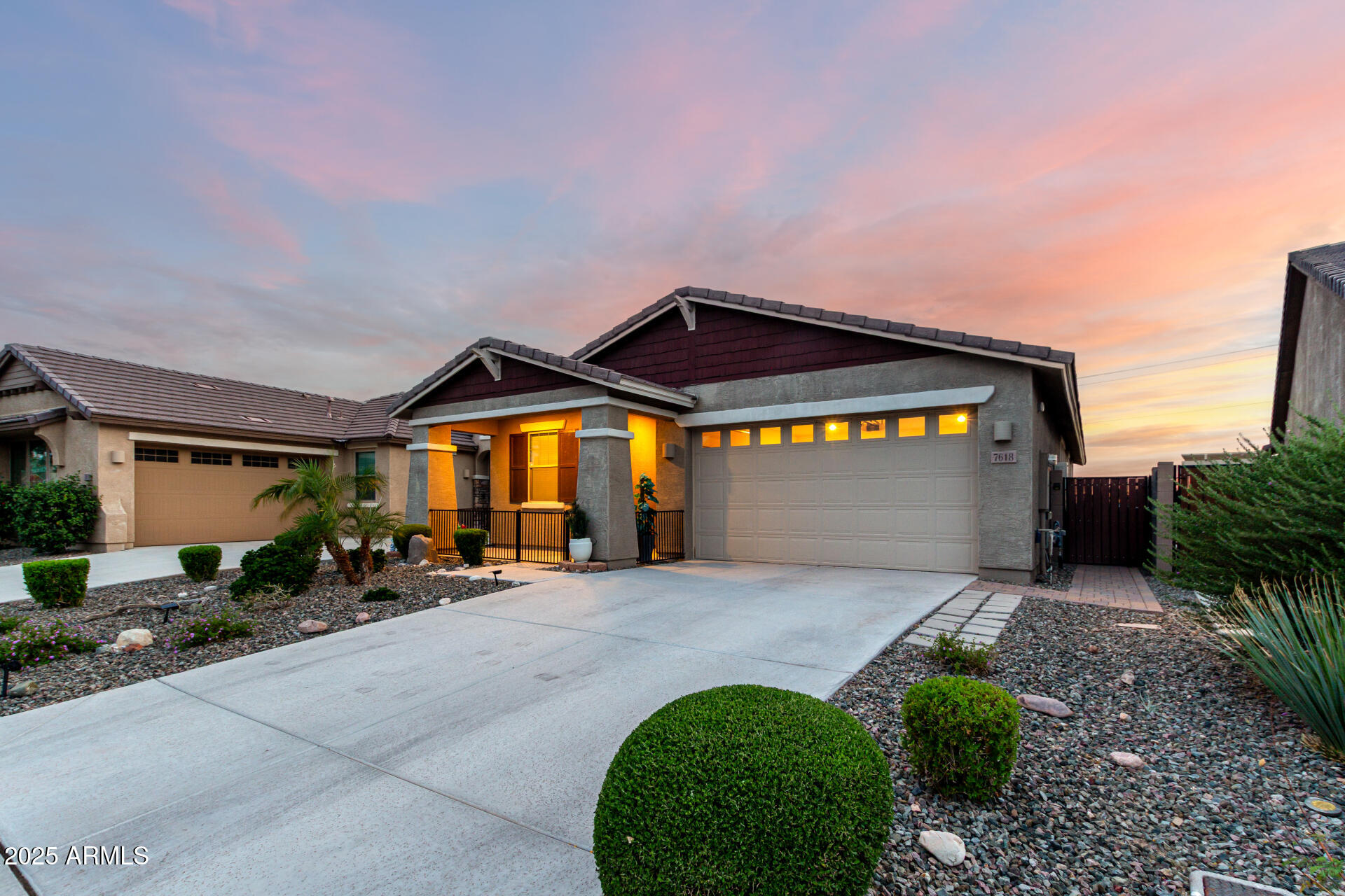 7618 S LONE PINE Place