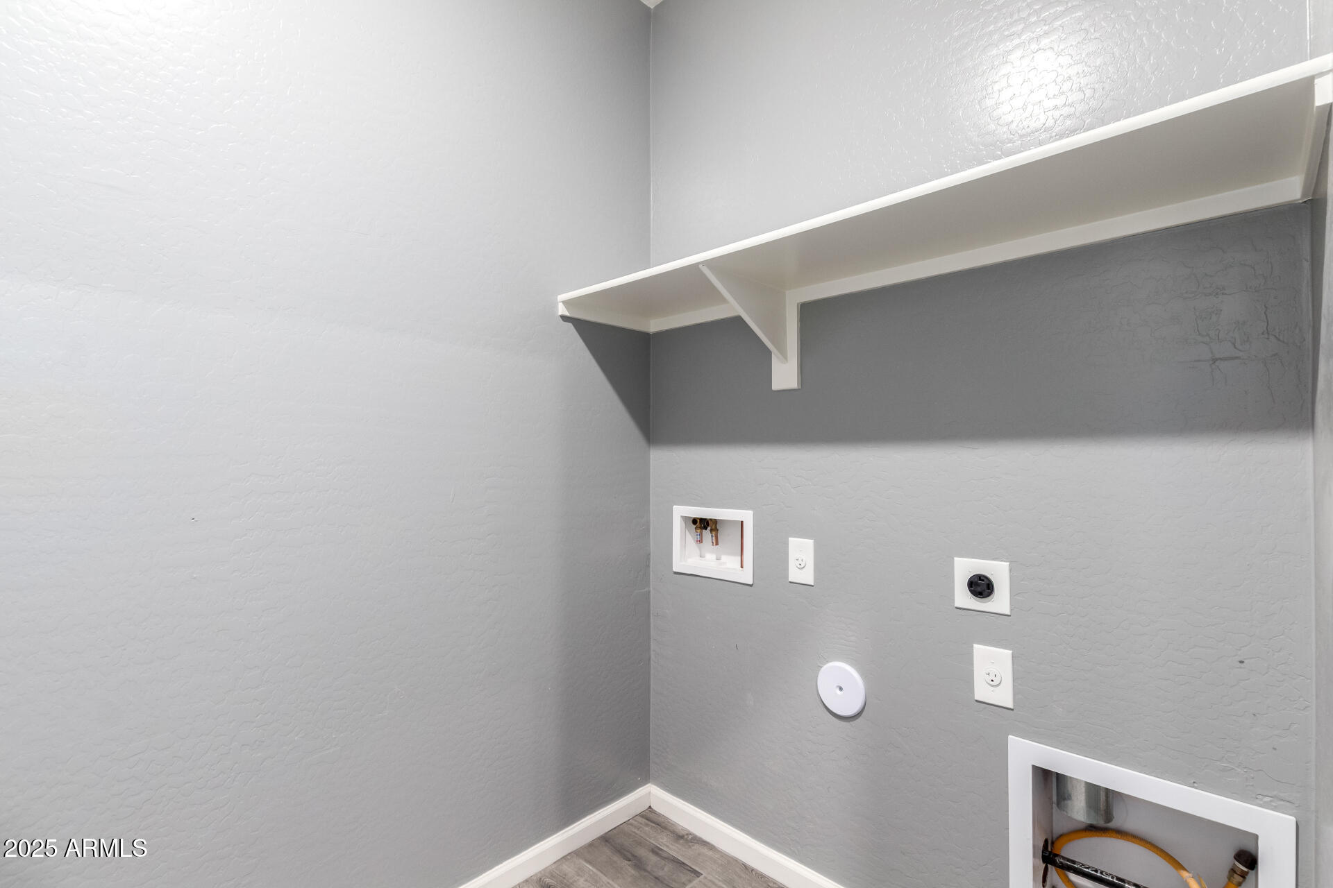 7618 S LONE PINE Place