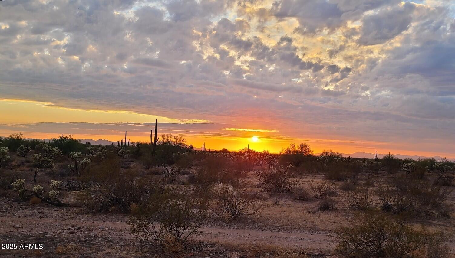 7618 S LONE PINE Place