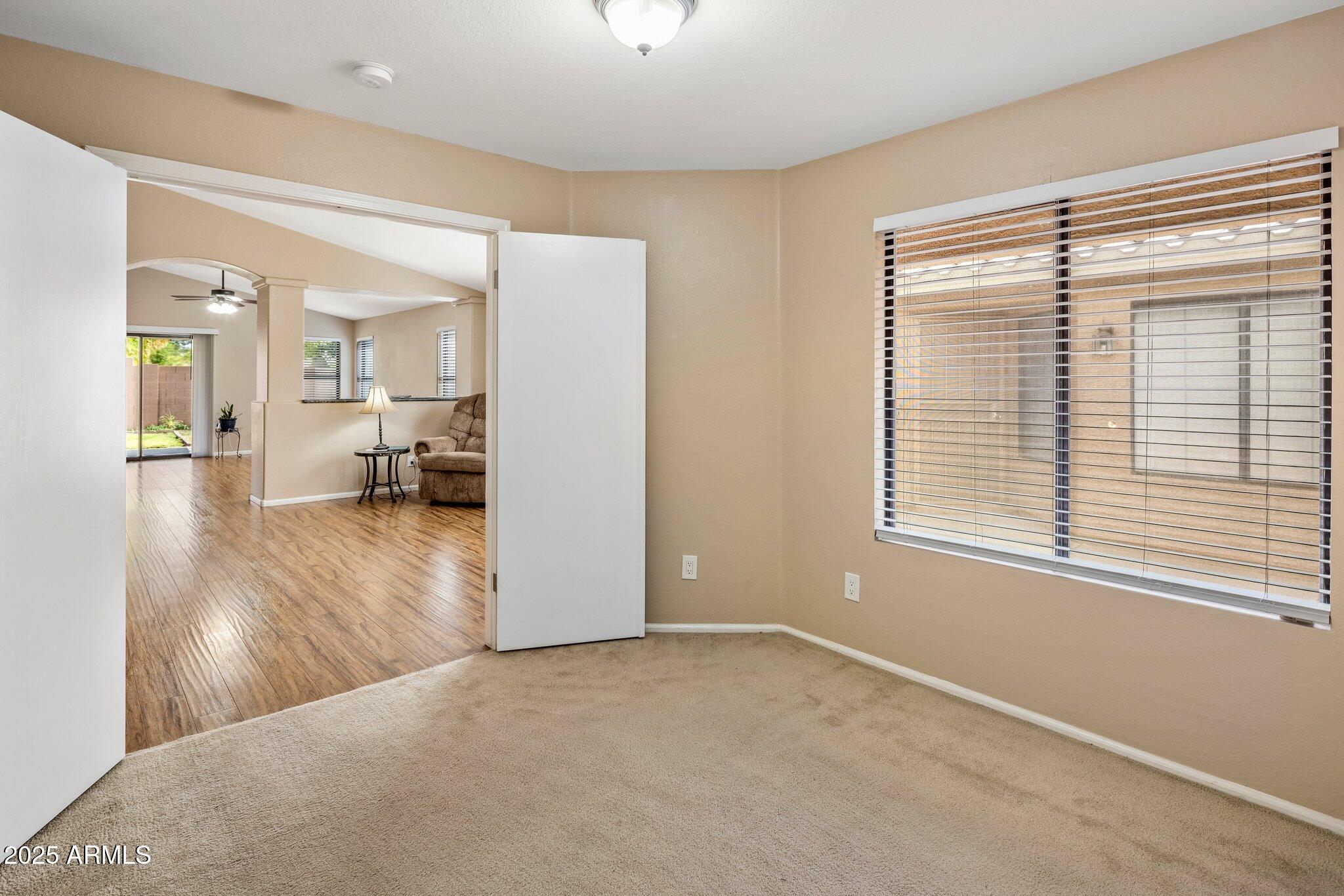 3353 E BLACKHAWK Drive
