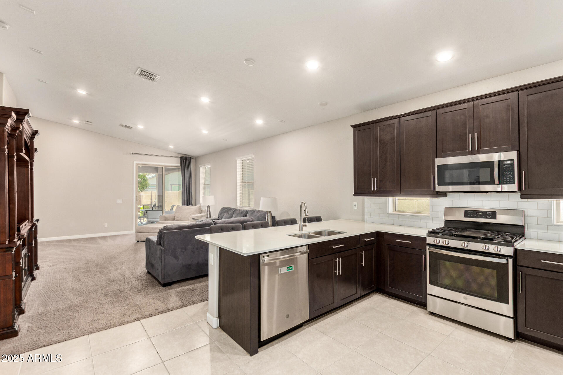 9535 E TUPELO Avenue