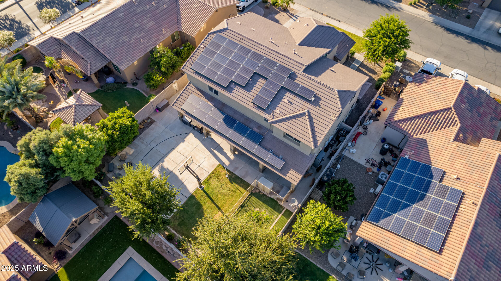 1217 W FEVER TREE Avenue